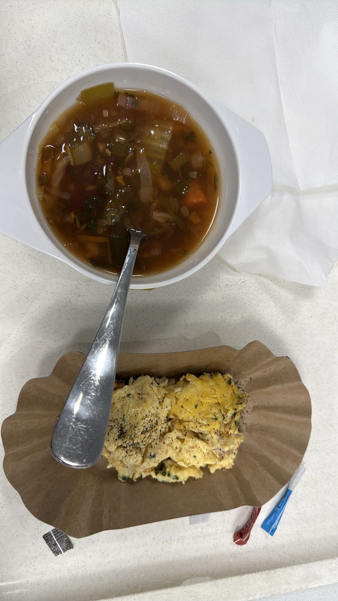 Gemüsesuppe & Rührei