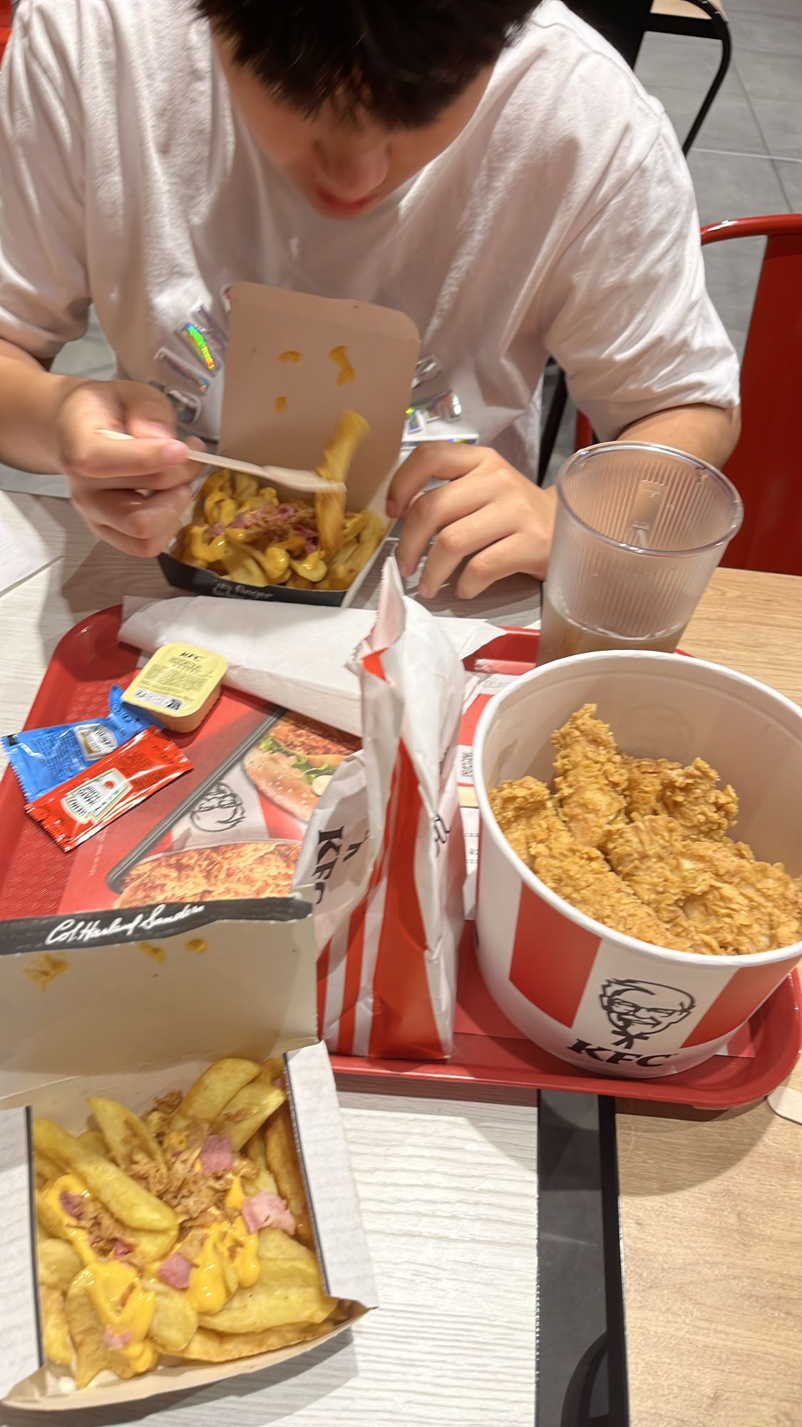 Poulet frit et frites