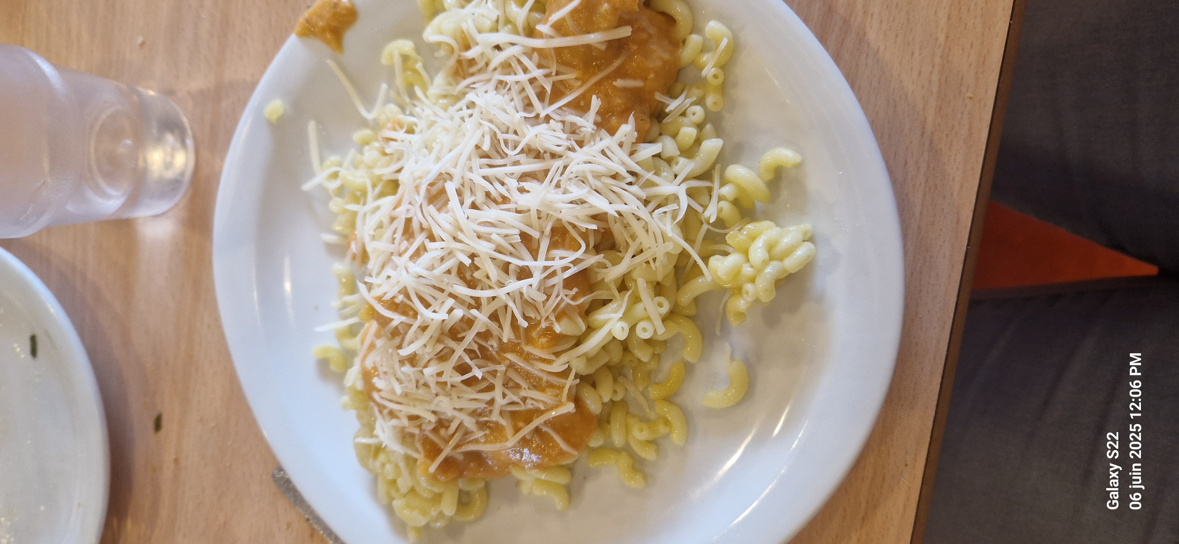 Pâtes sauce tomate fromage