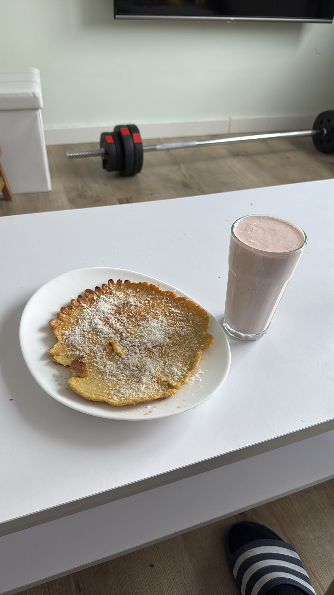 Naleśnik z koktajlem