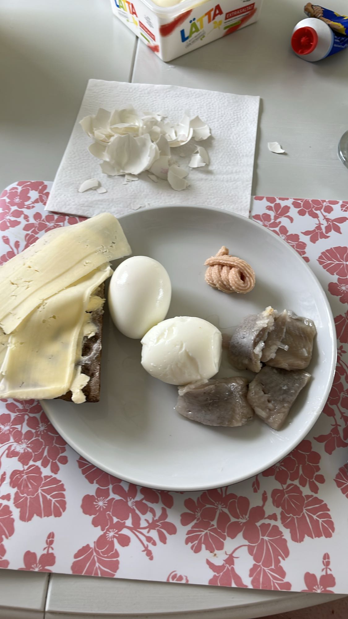 Sill och äggfrukost