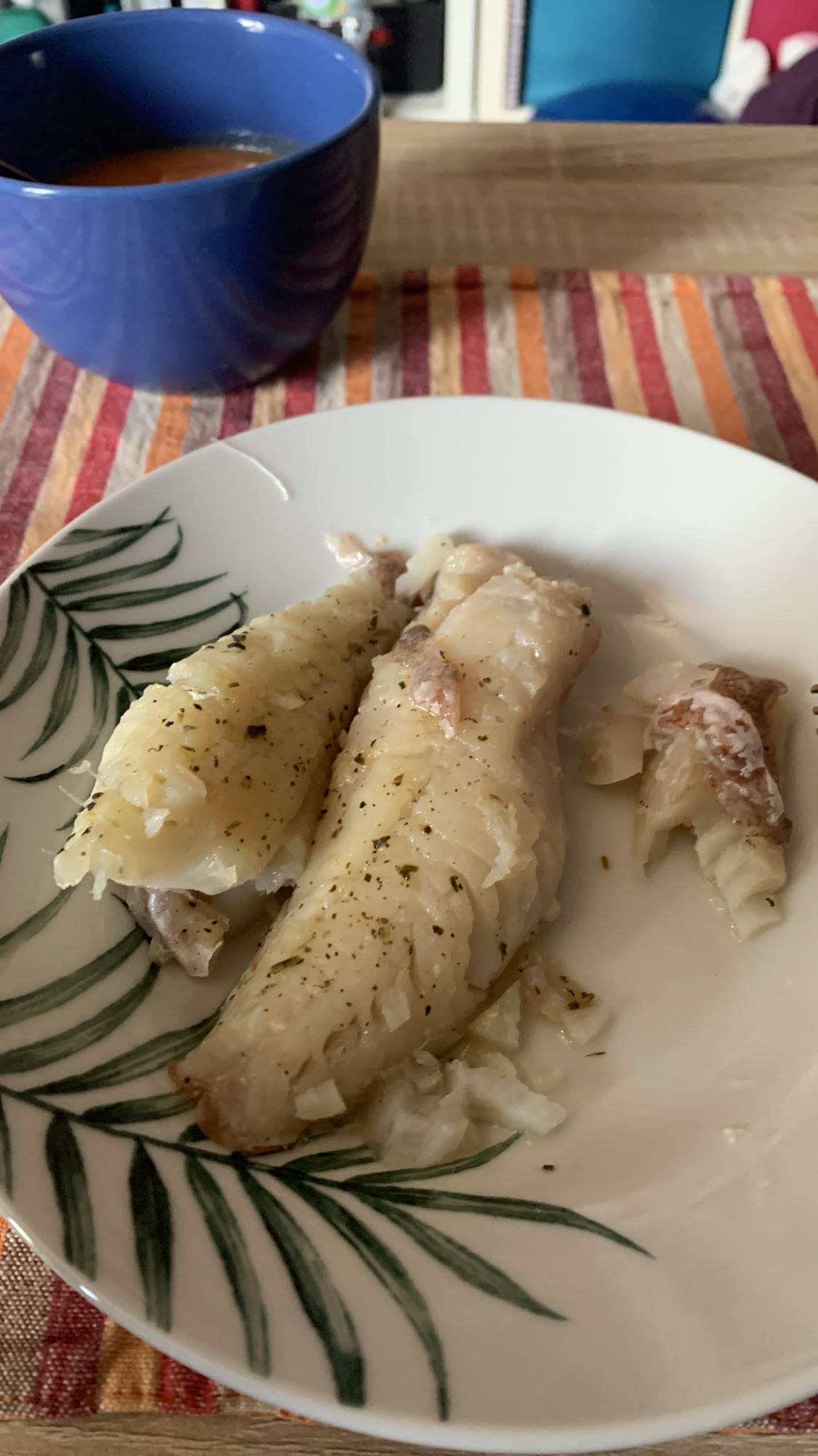 pescado hervido y sopa