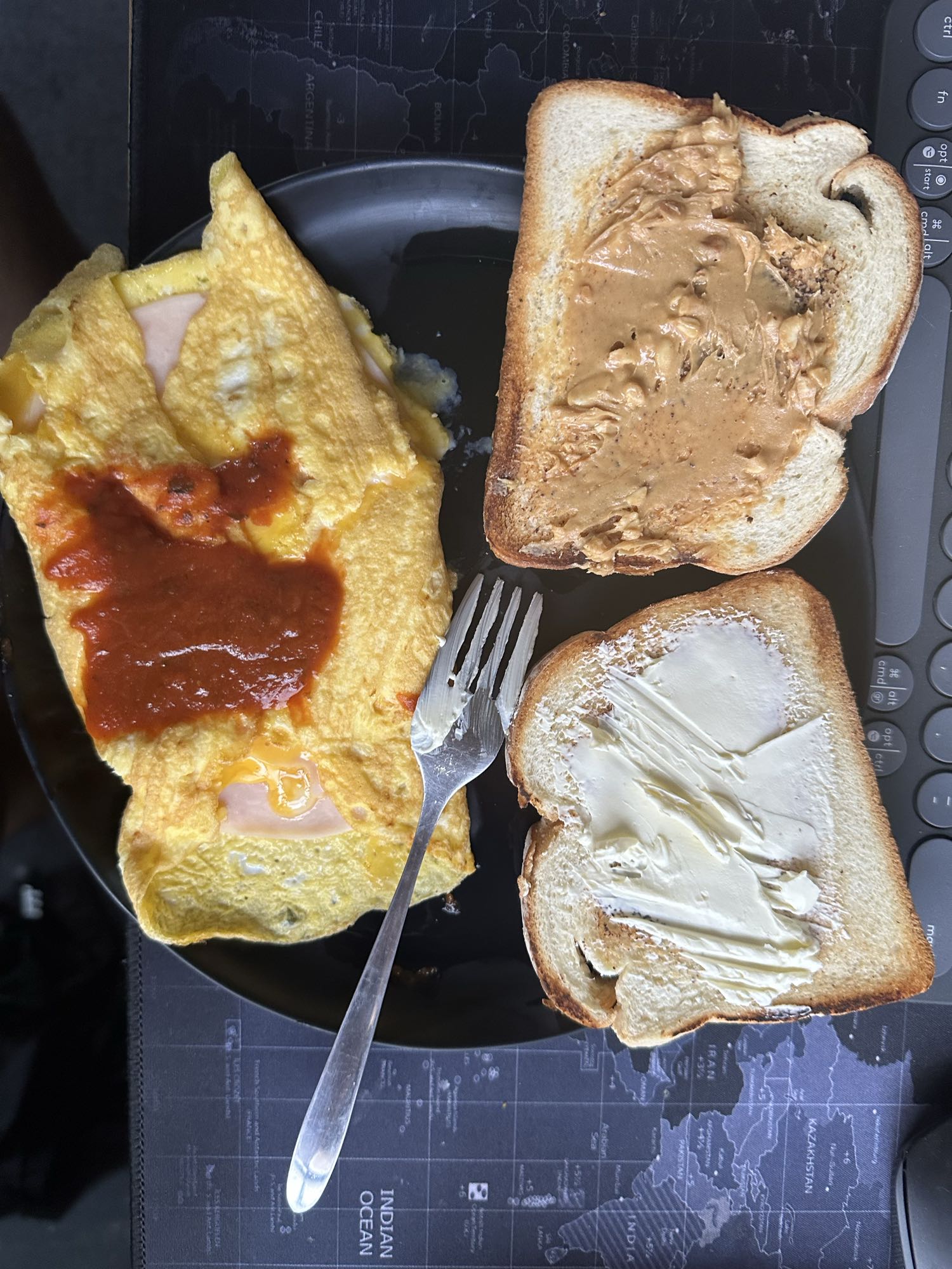 Tostadas con omelette