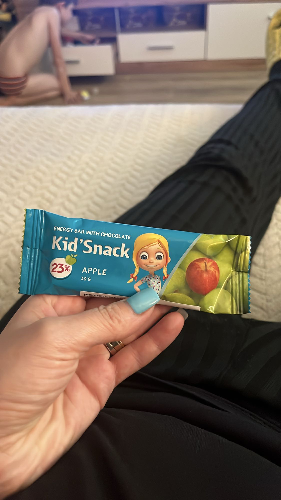 Baton energizant măr