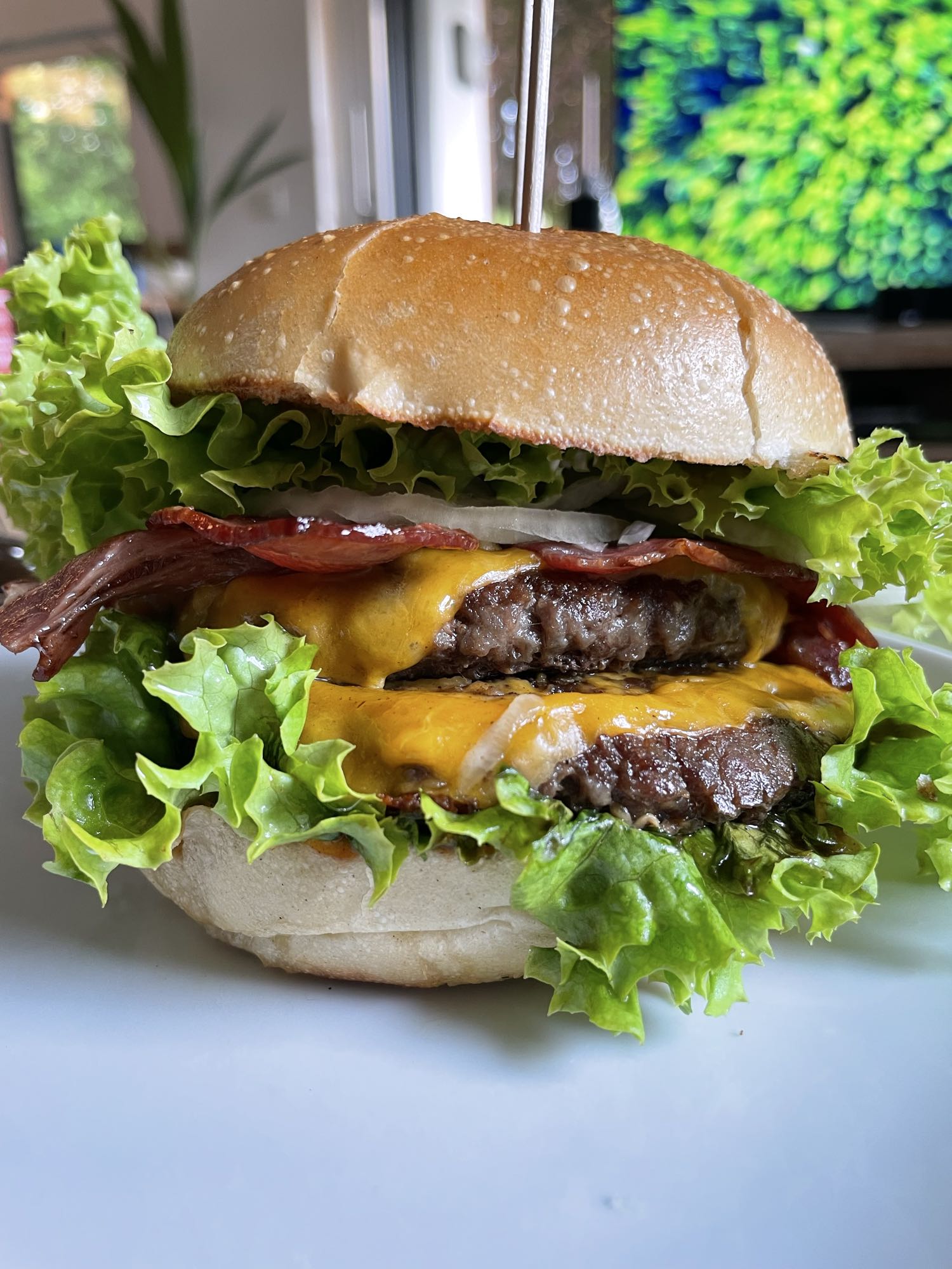 Doppelte Cheeseburger