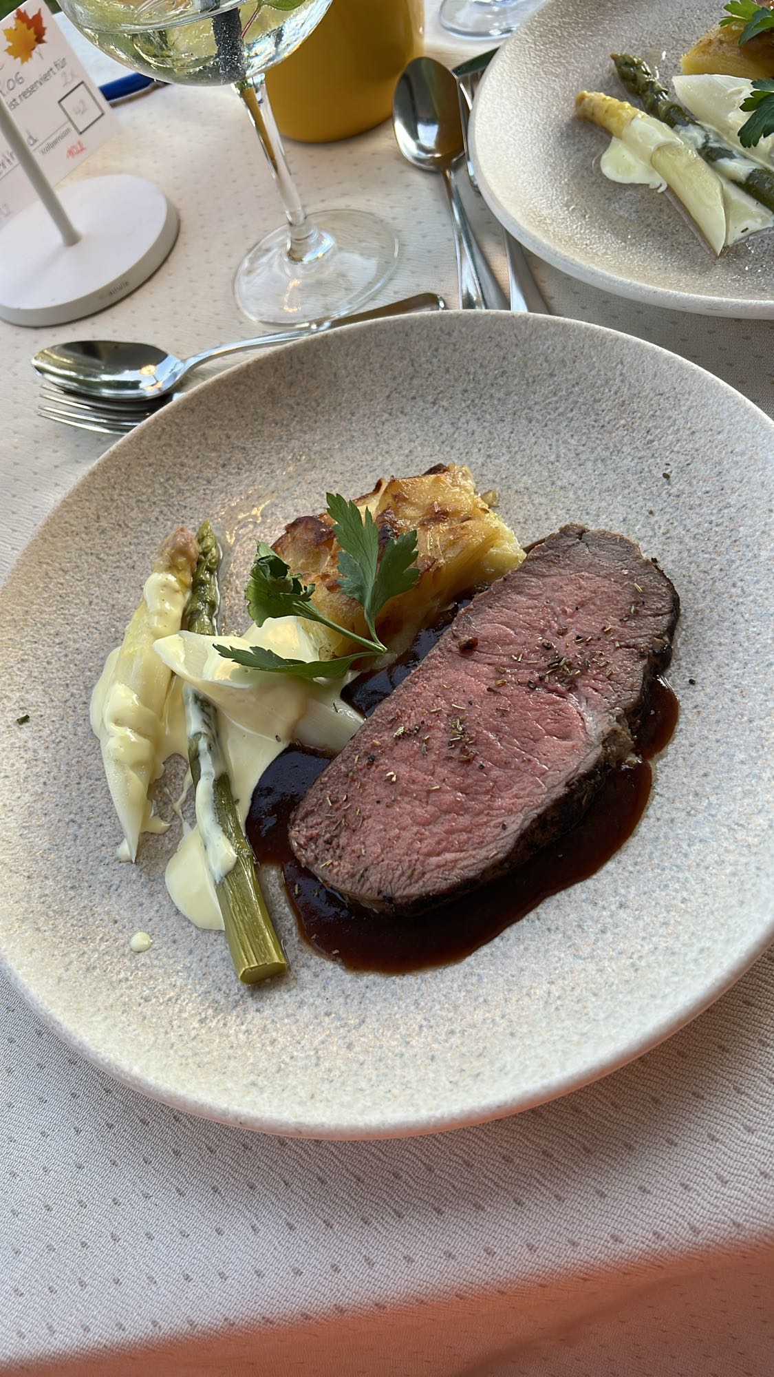 Rinderfilet mit Beilagen