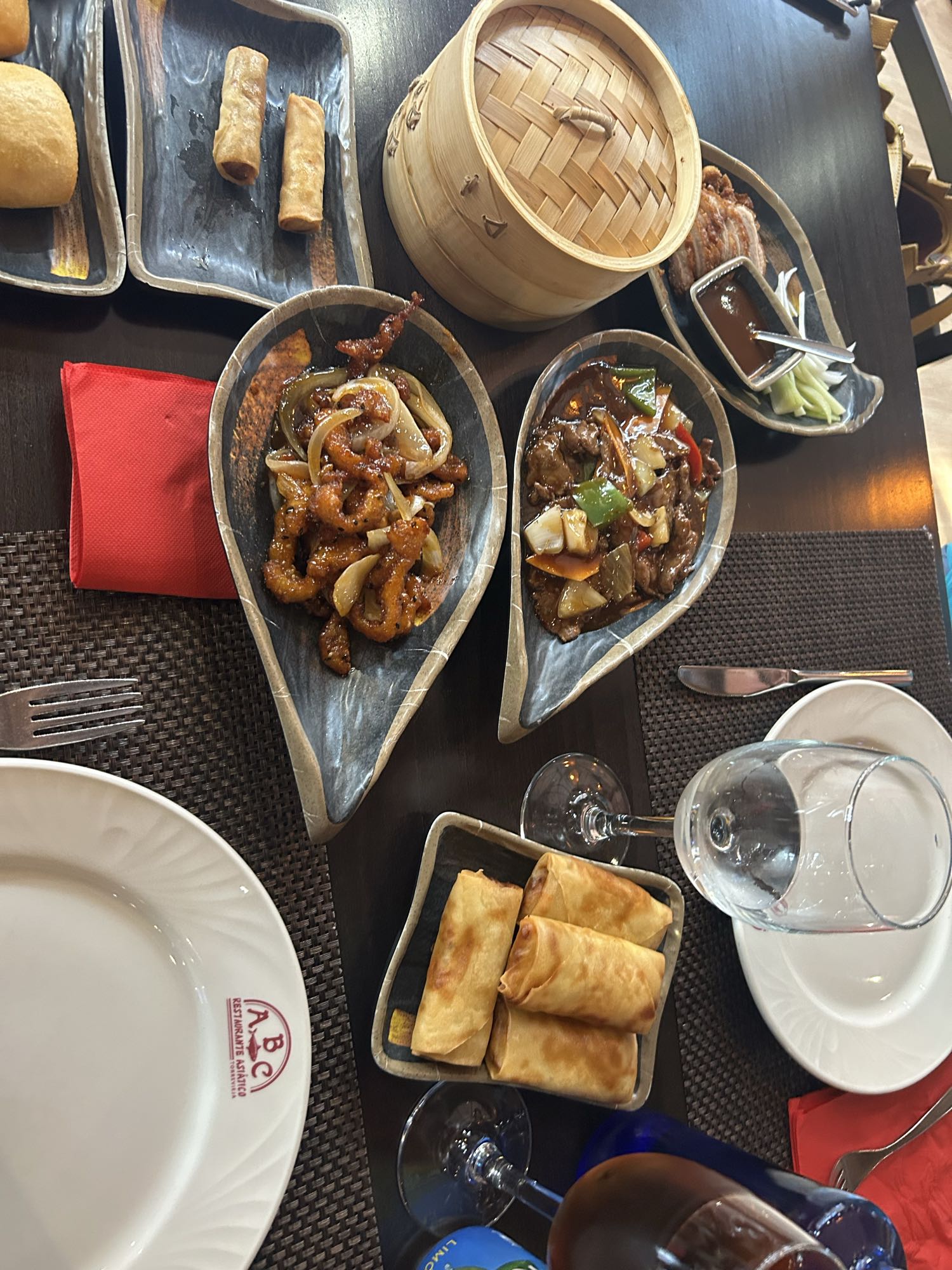 Comida china variada