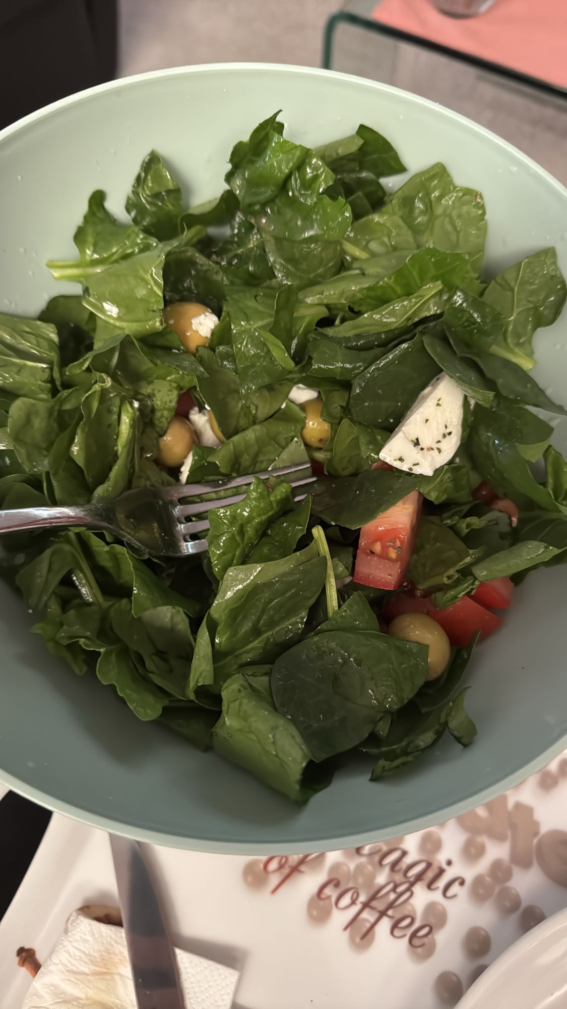 ensalada de espinaca fresca