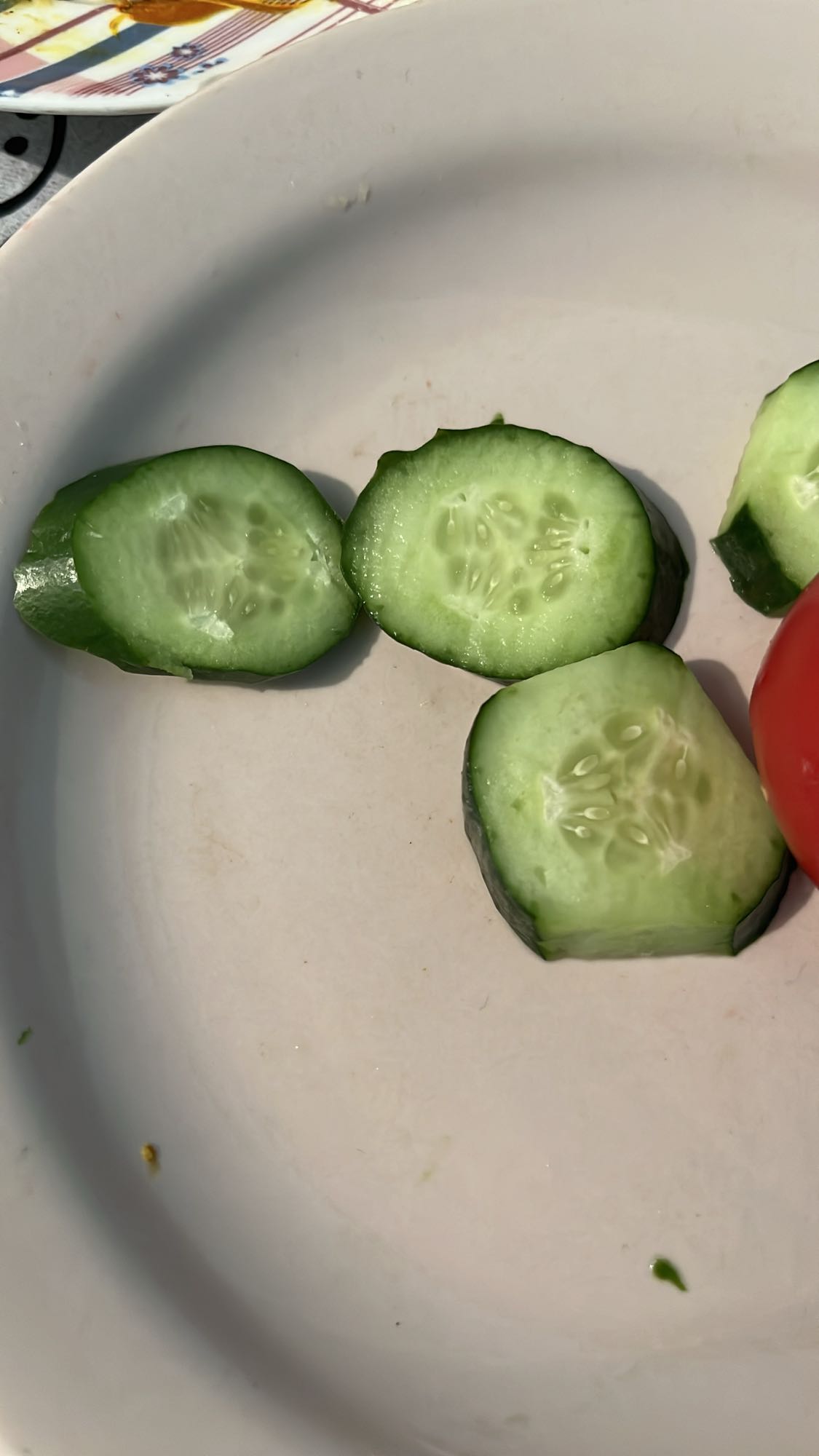 Salatalık Dilimleri