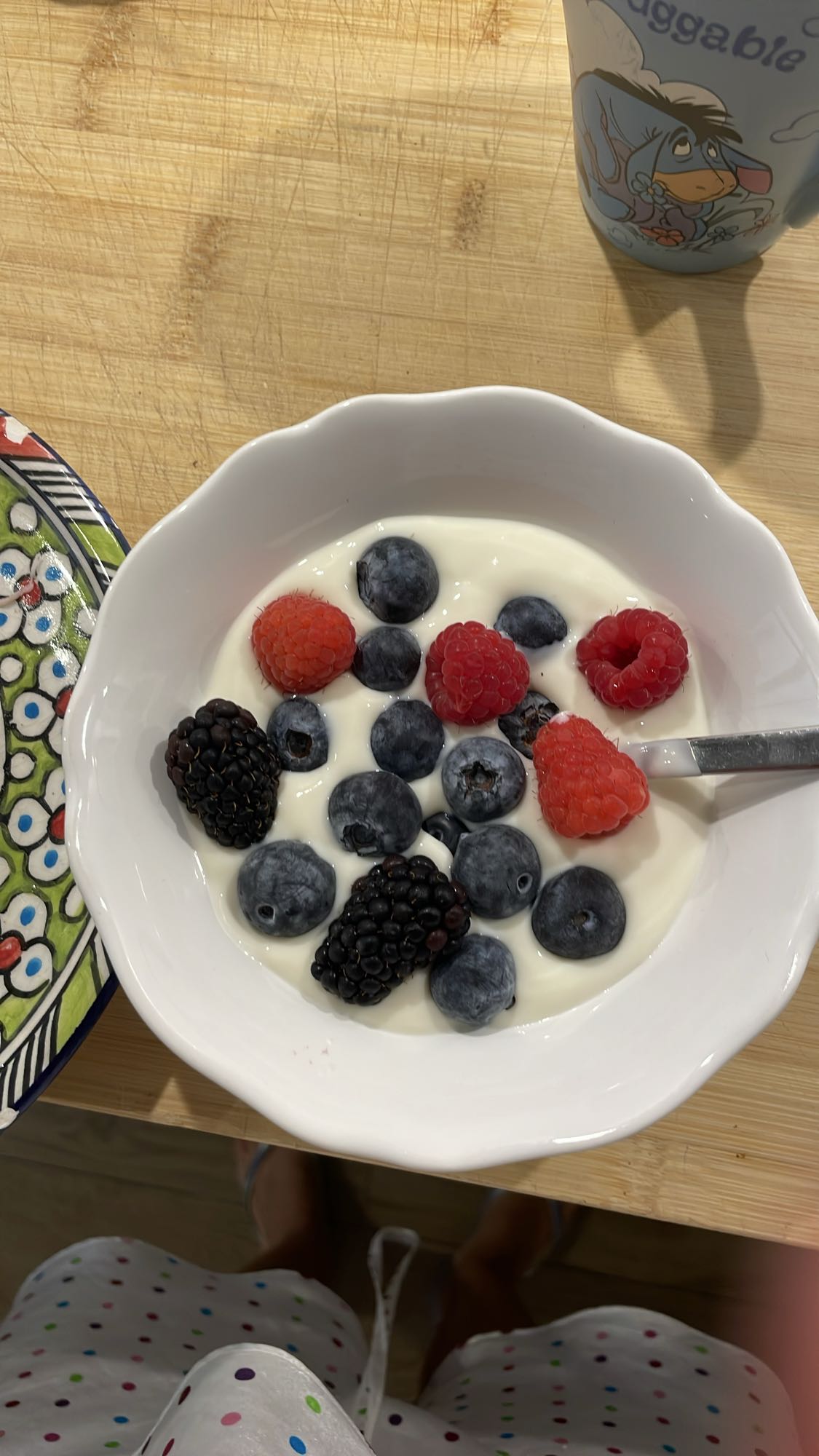 yogur con frutos rojos