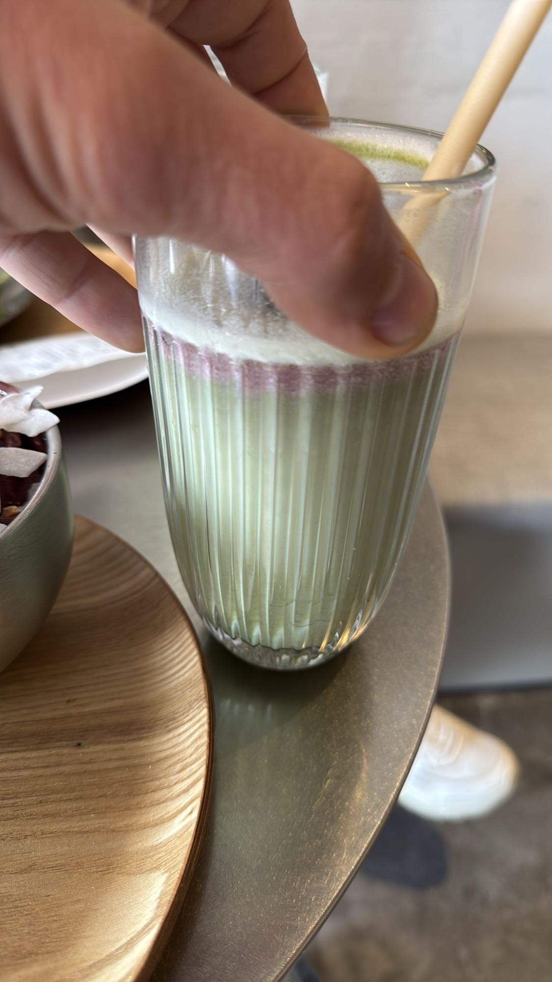 batido matcha y frutos rojos