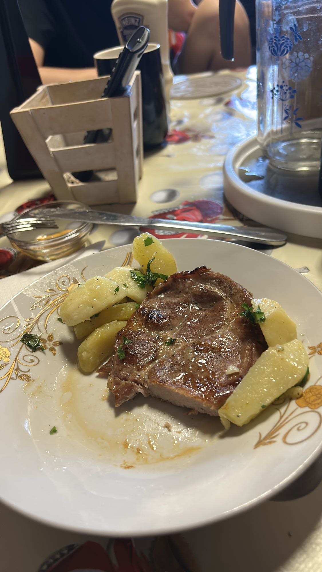 Cotlet porc cu cartofi