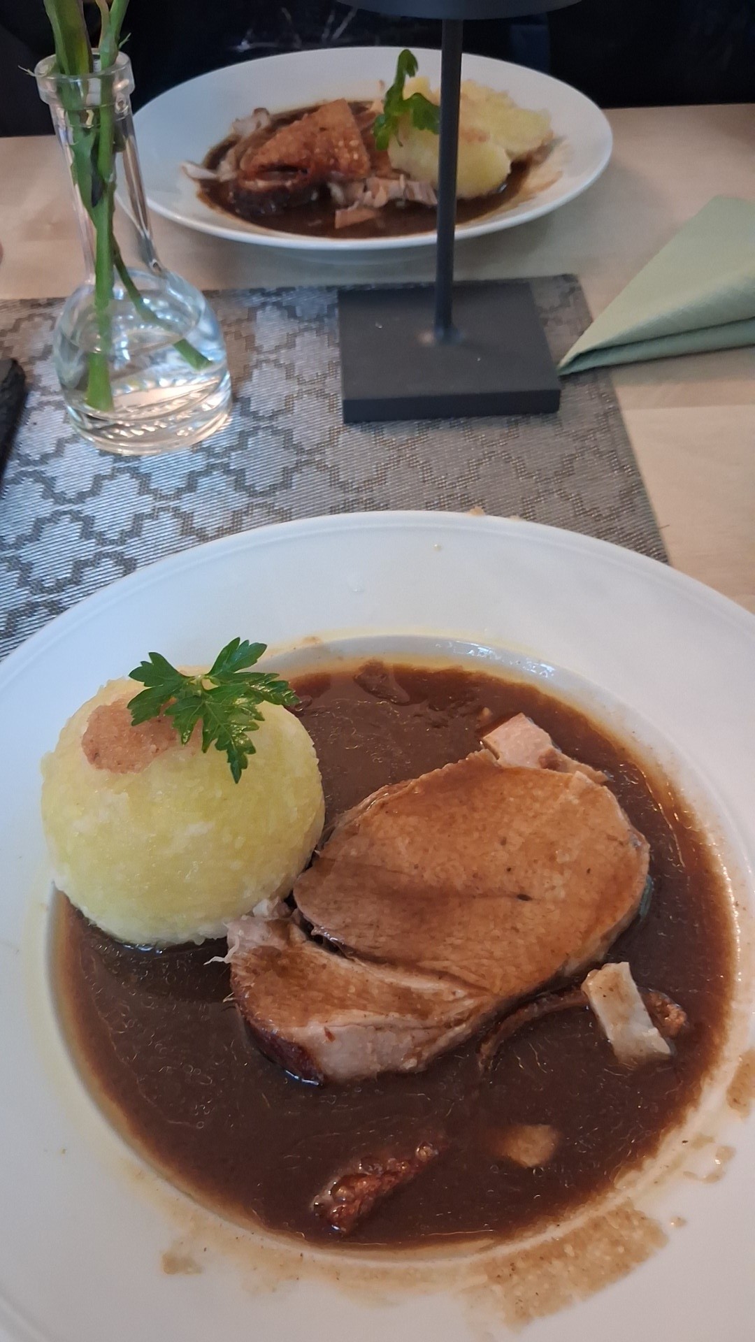 Schweinebraten mit Kloß