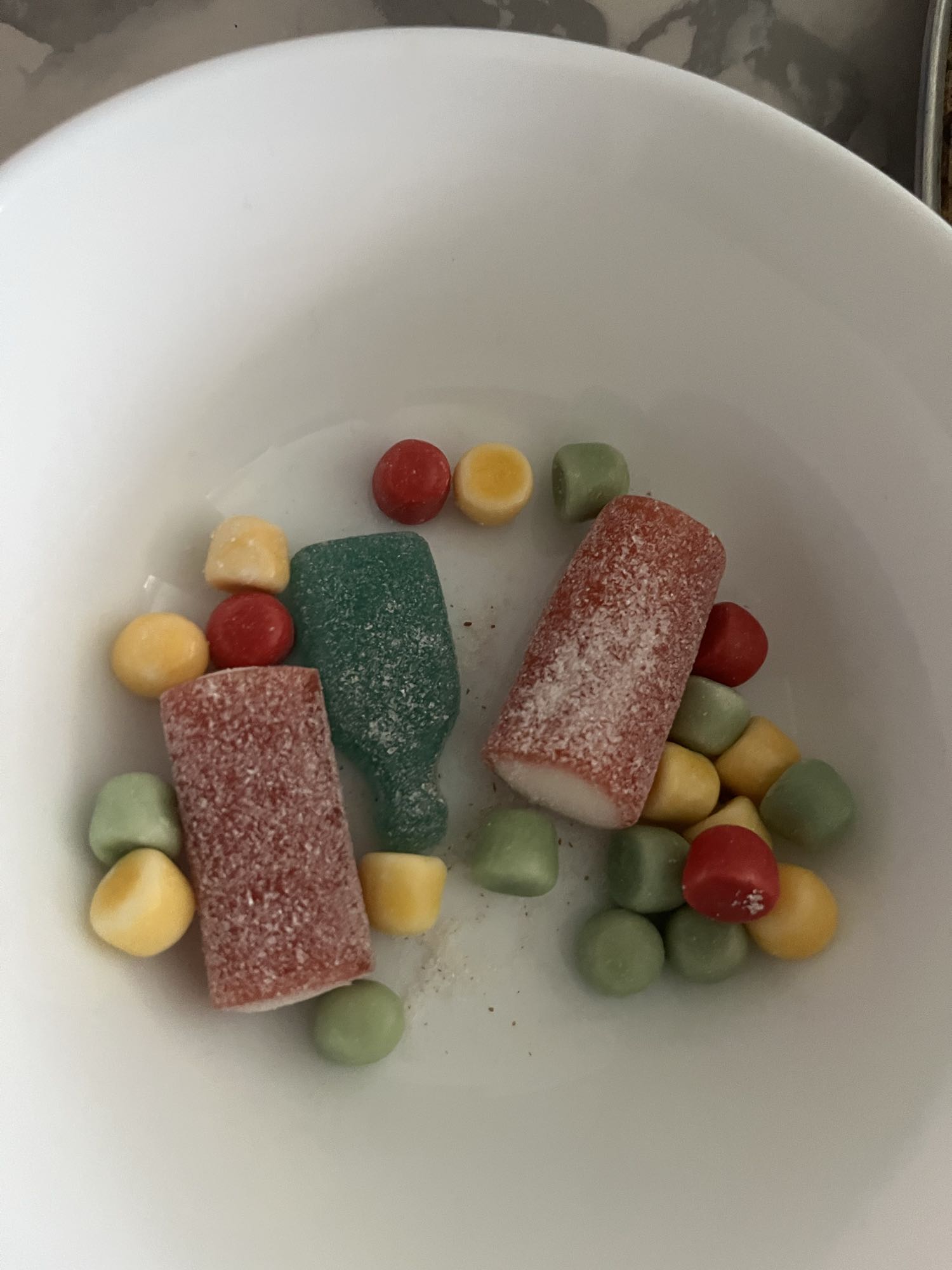 Surtat godisblandning