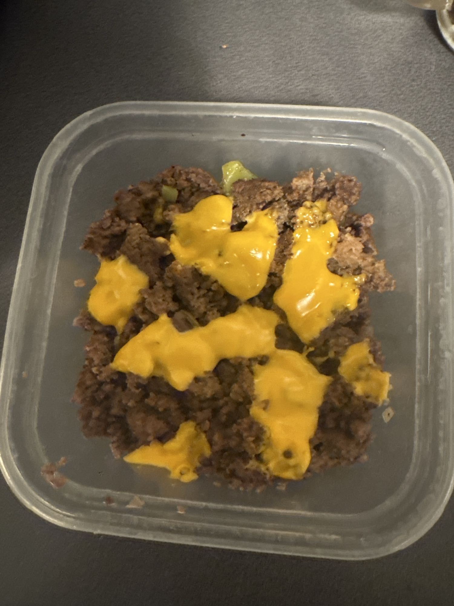 Hackfleisch mit Cheddar