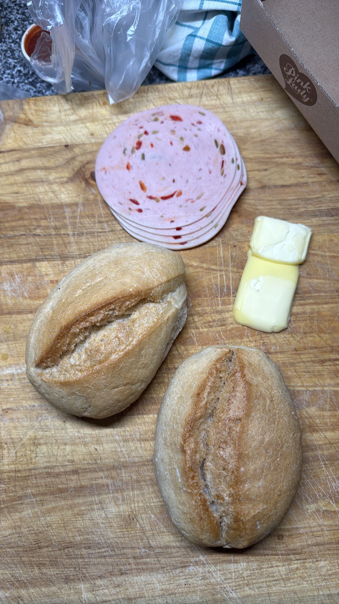 Kleines Brötchen-Sandwich