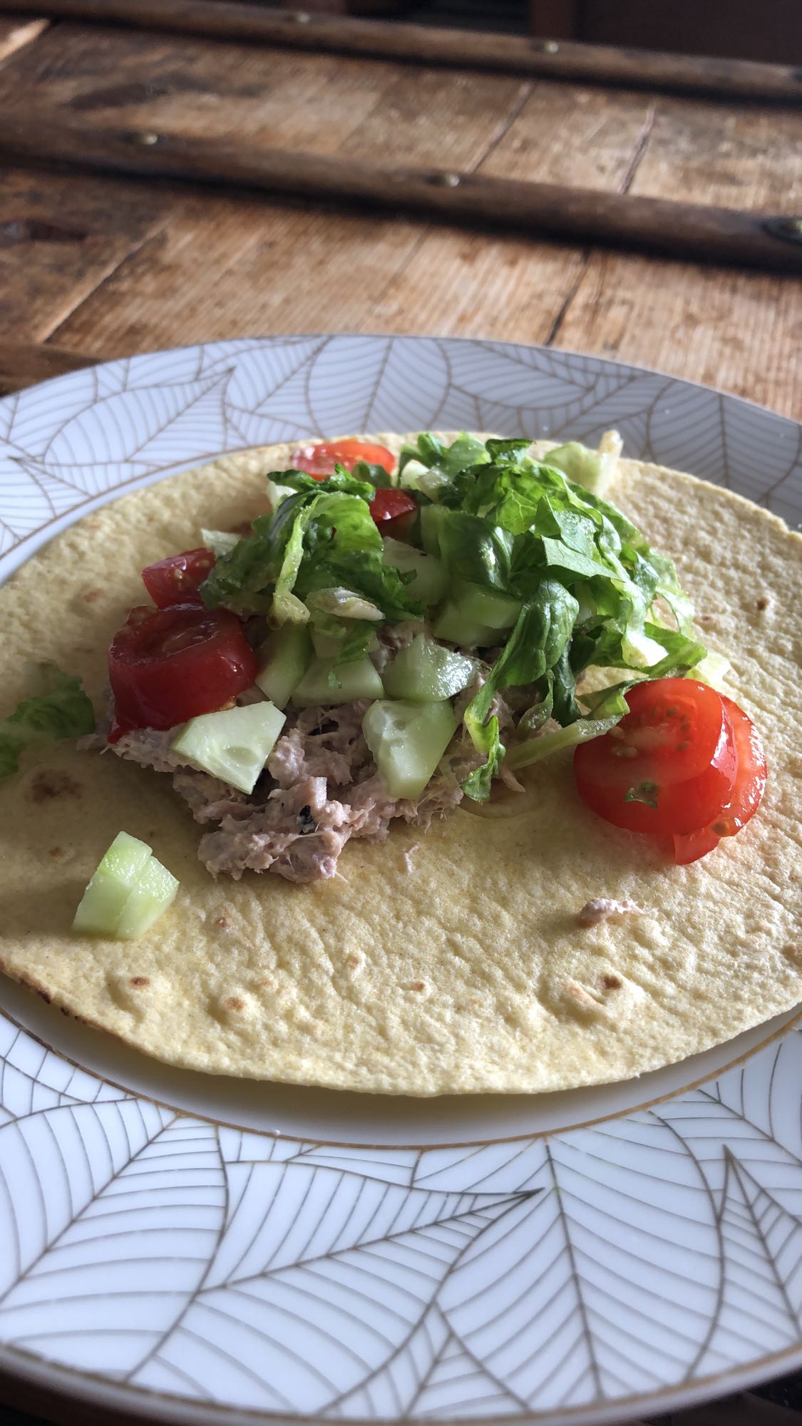 Wrap au thon et légumes