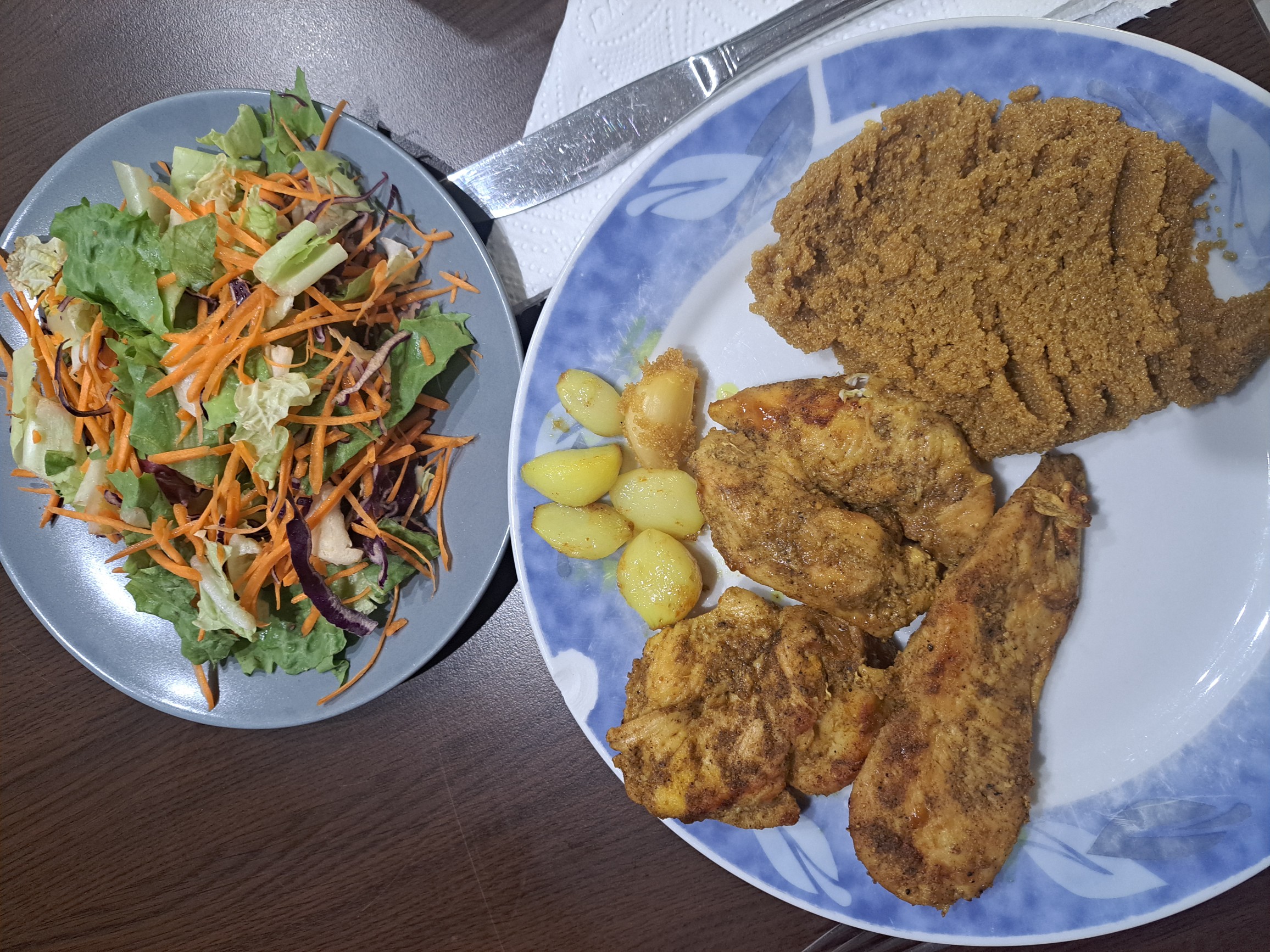 Chicken, salad & millet meal