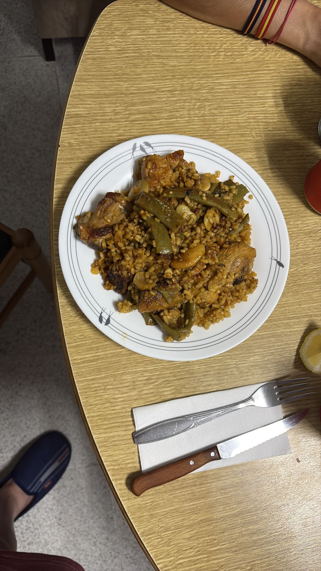 Paella de pollo