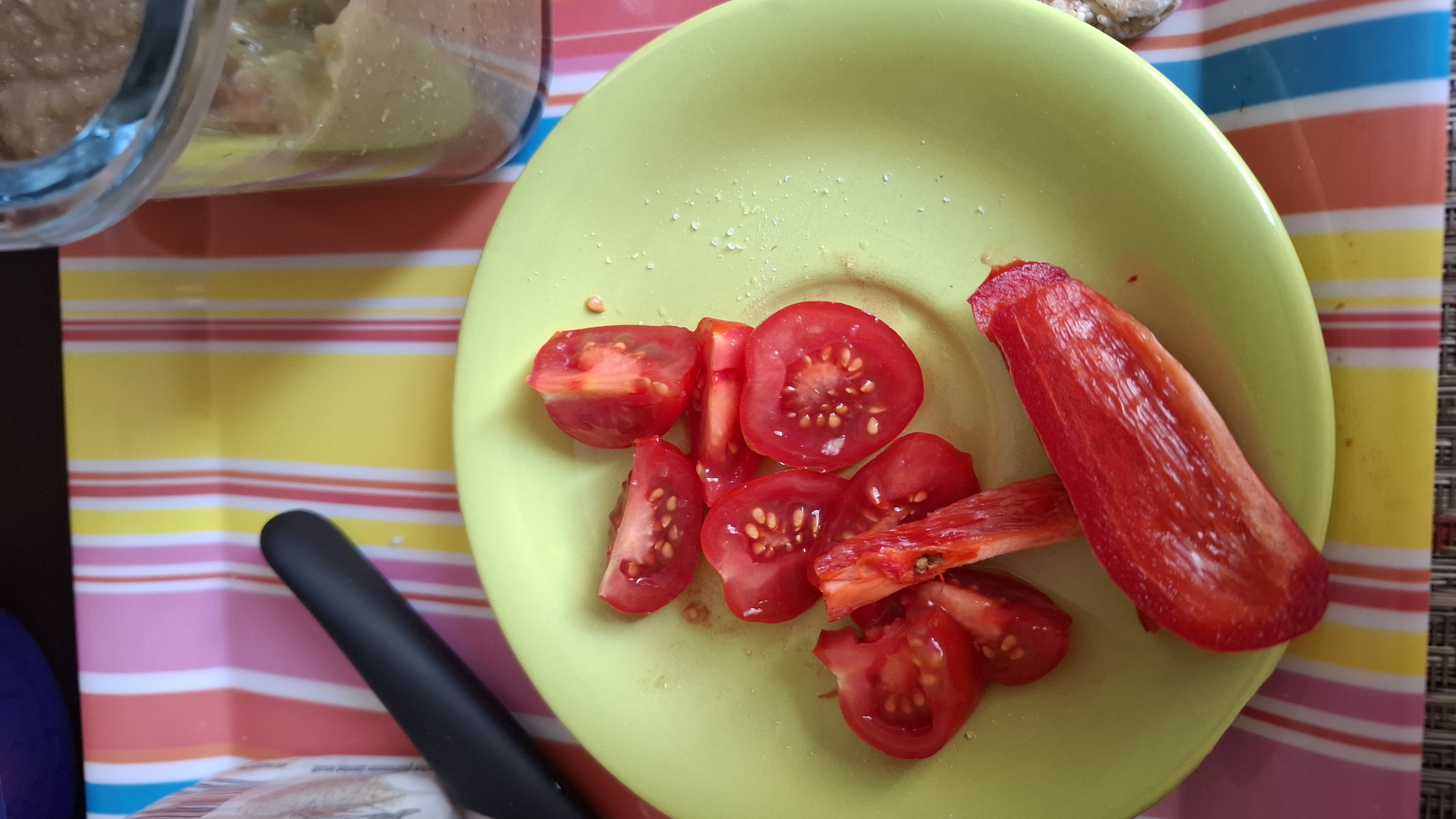 Tomato & Pepper Snack