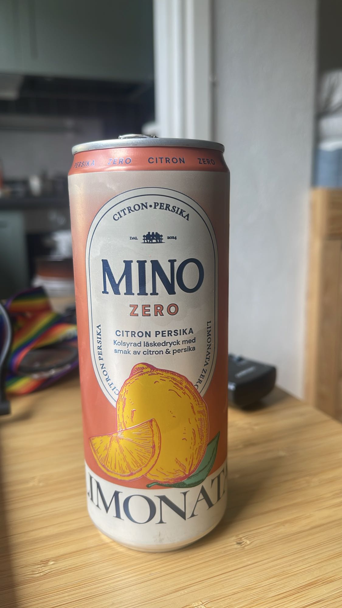 Citron persika läsk