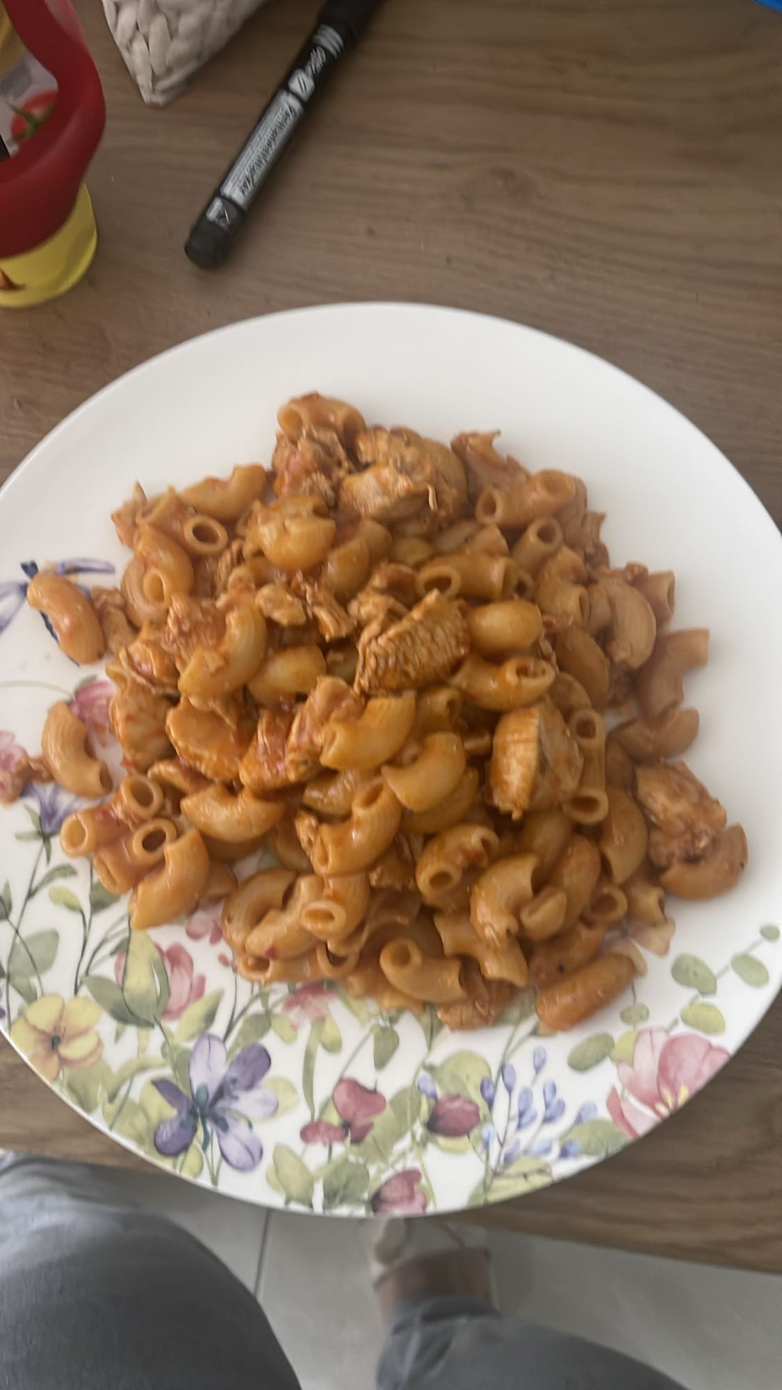 مكرونة بالدجاج