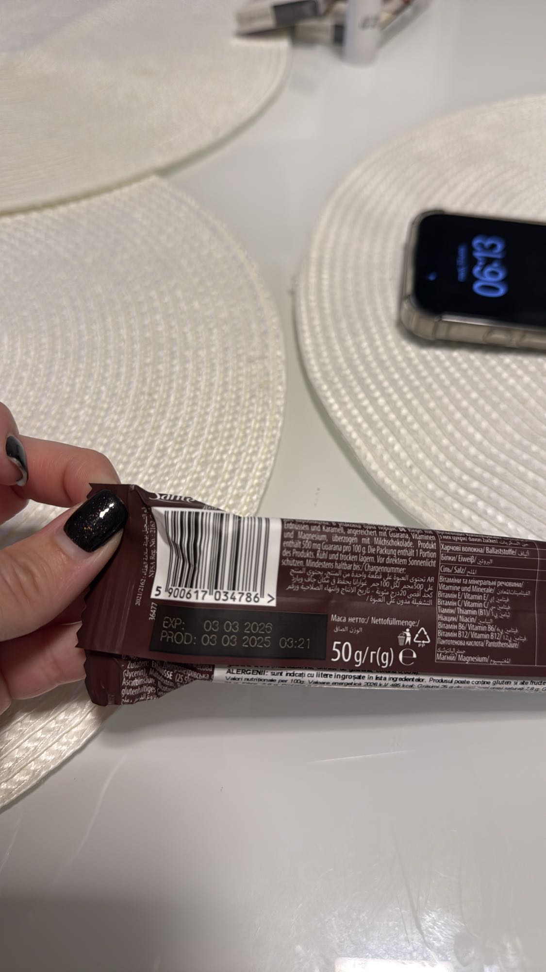 Baton ciocolată cu vitamine