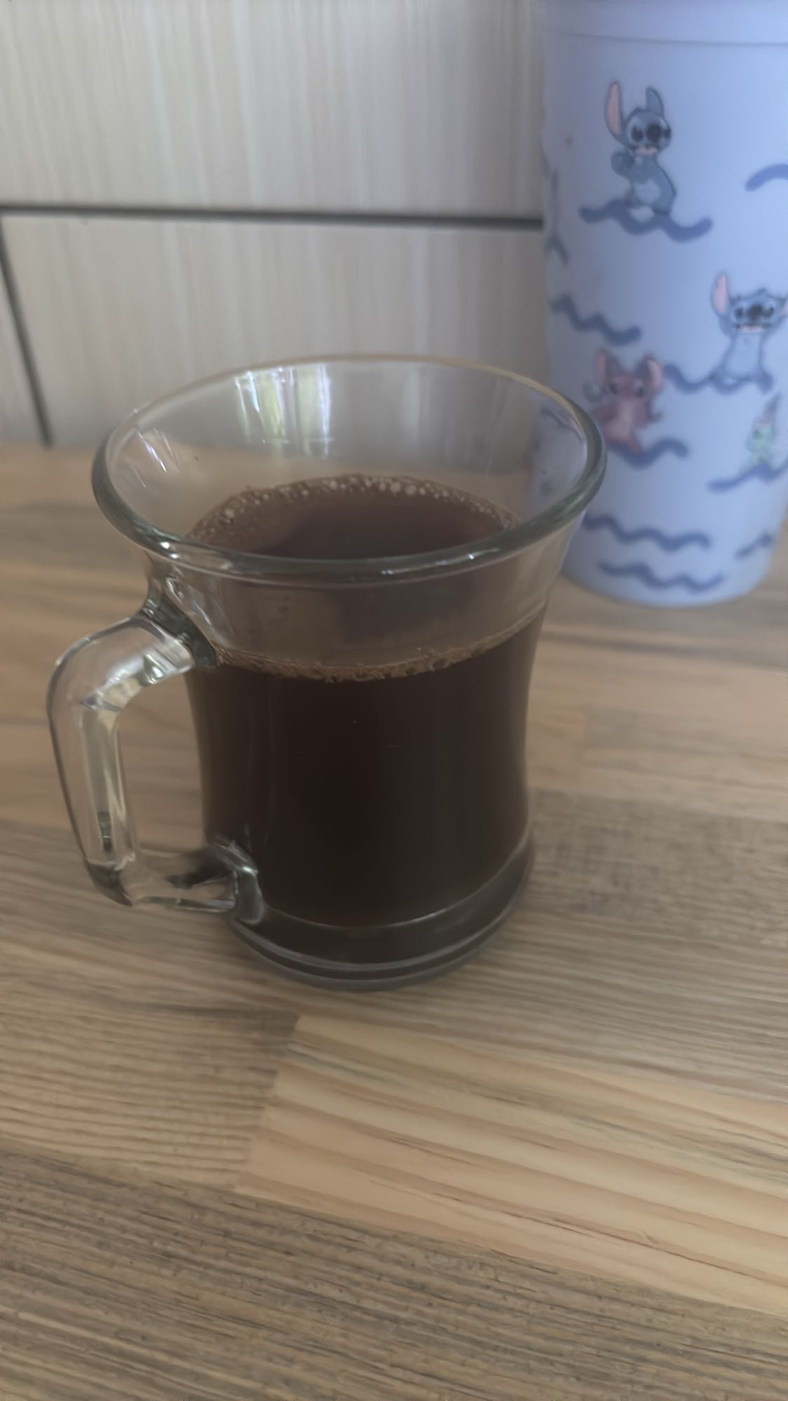 Cafea neagră simplă