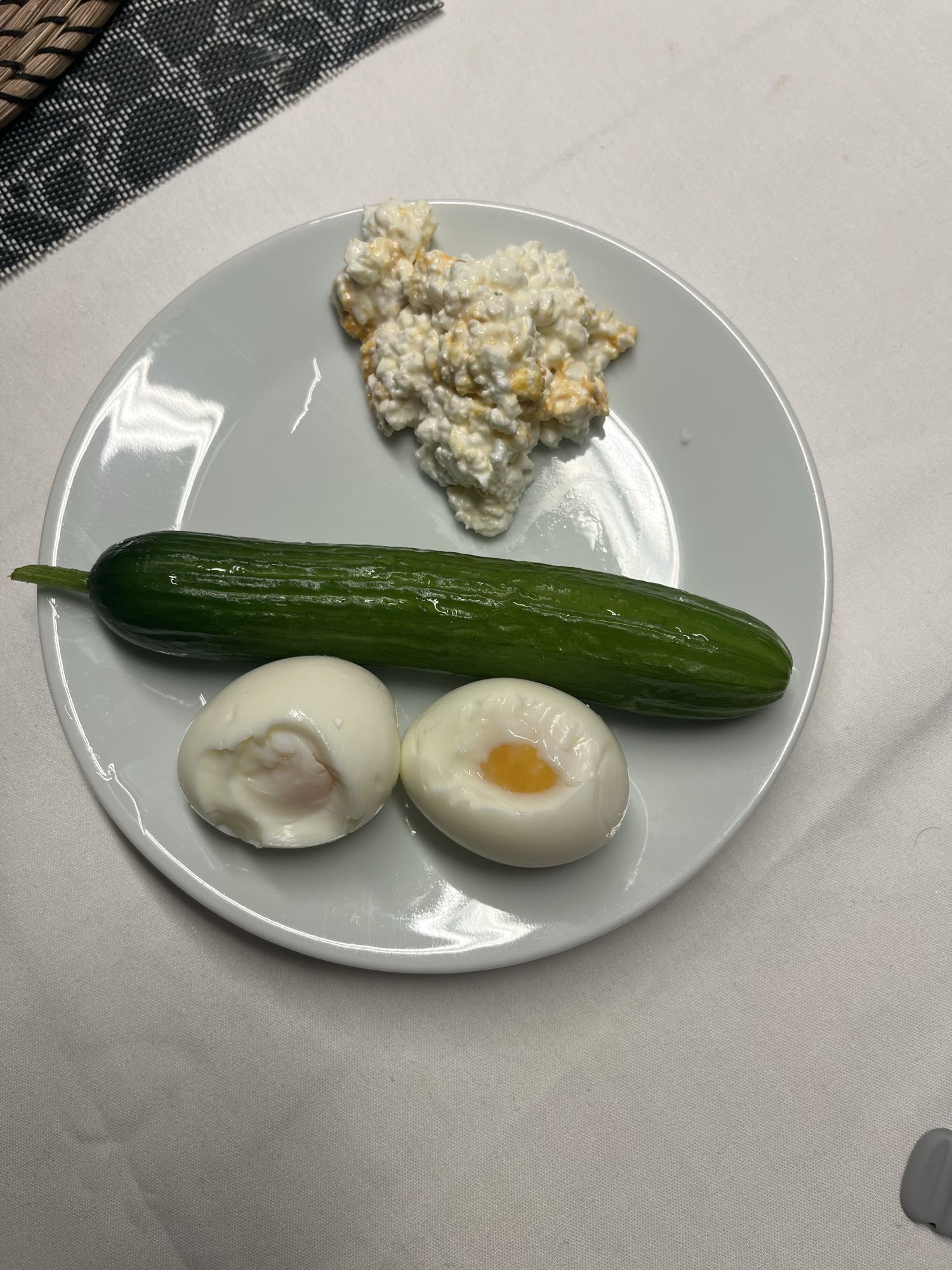 Yumurta ve Lor Kahvaltısı