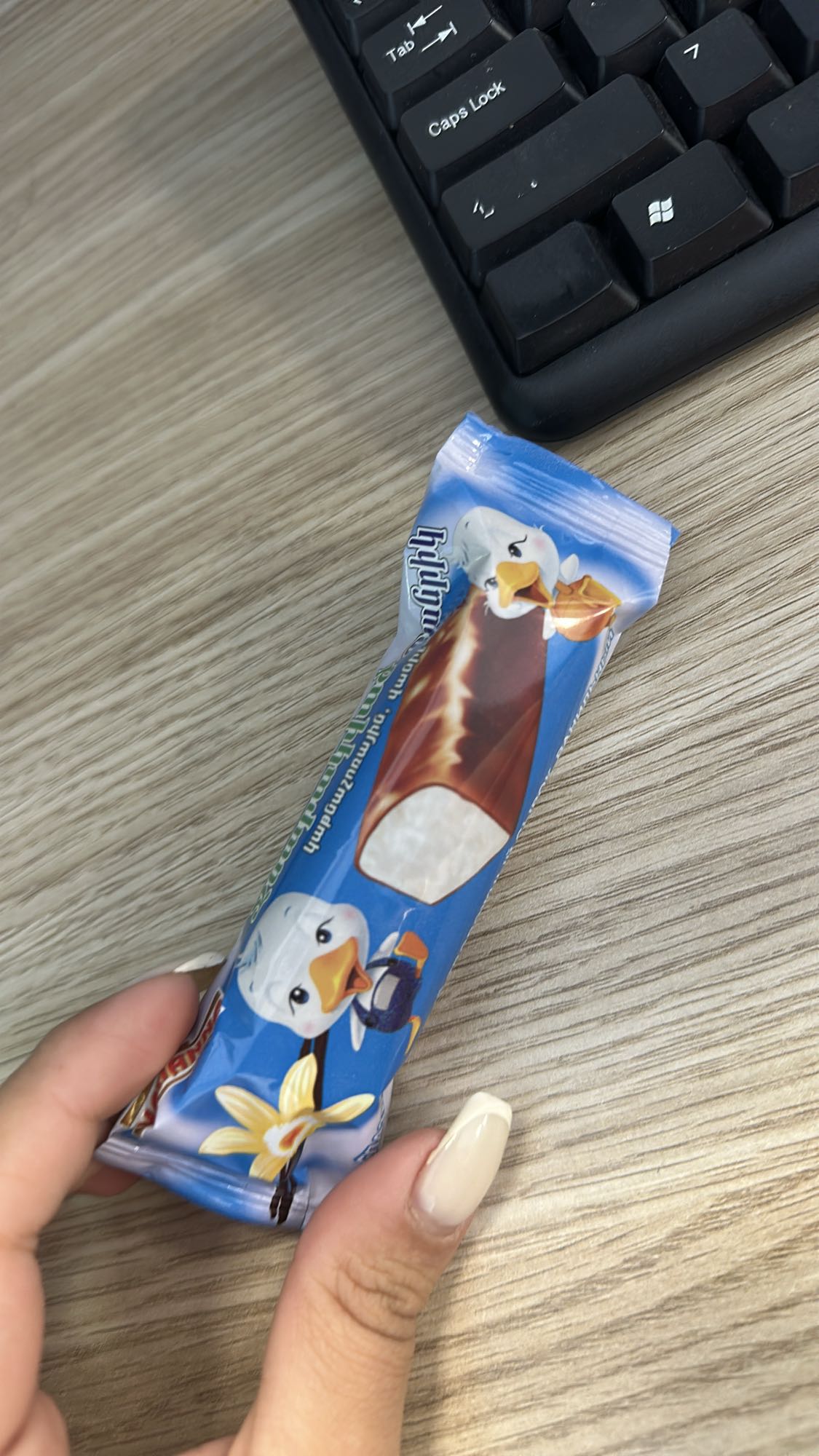 Vanilla glazed curd bar