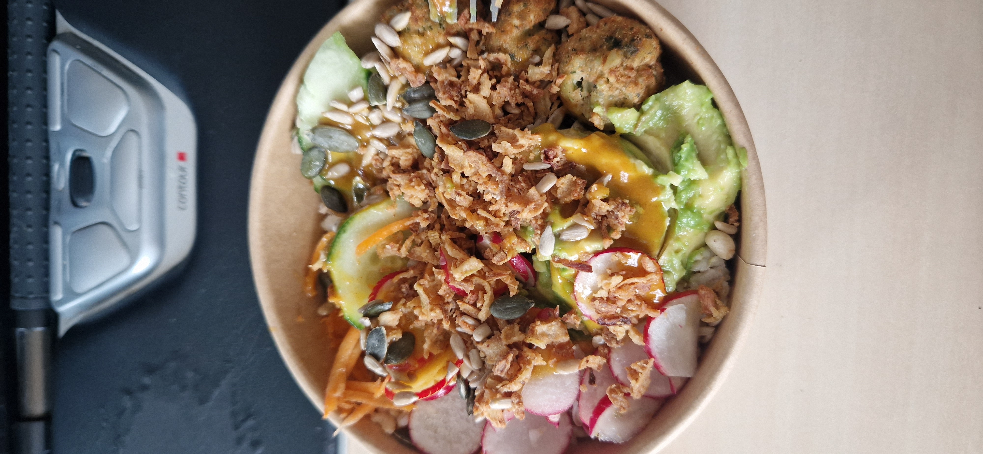 Error analyzing image