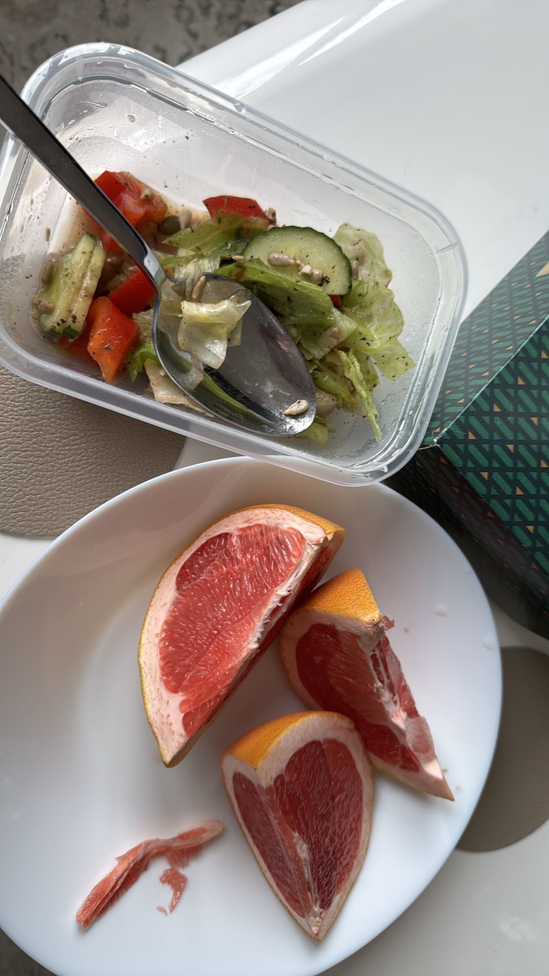 Grapefrukt & grönsallad