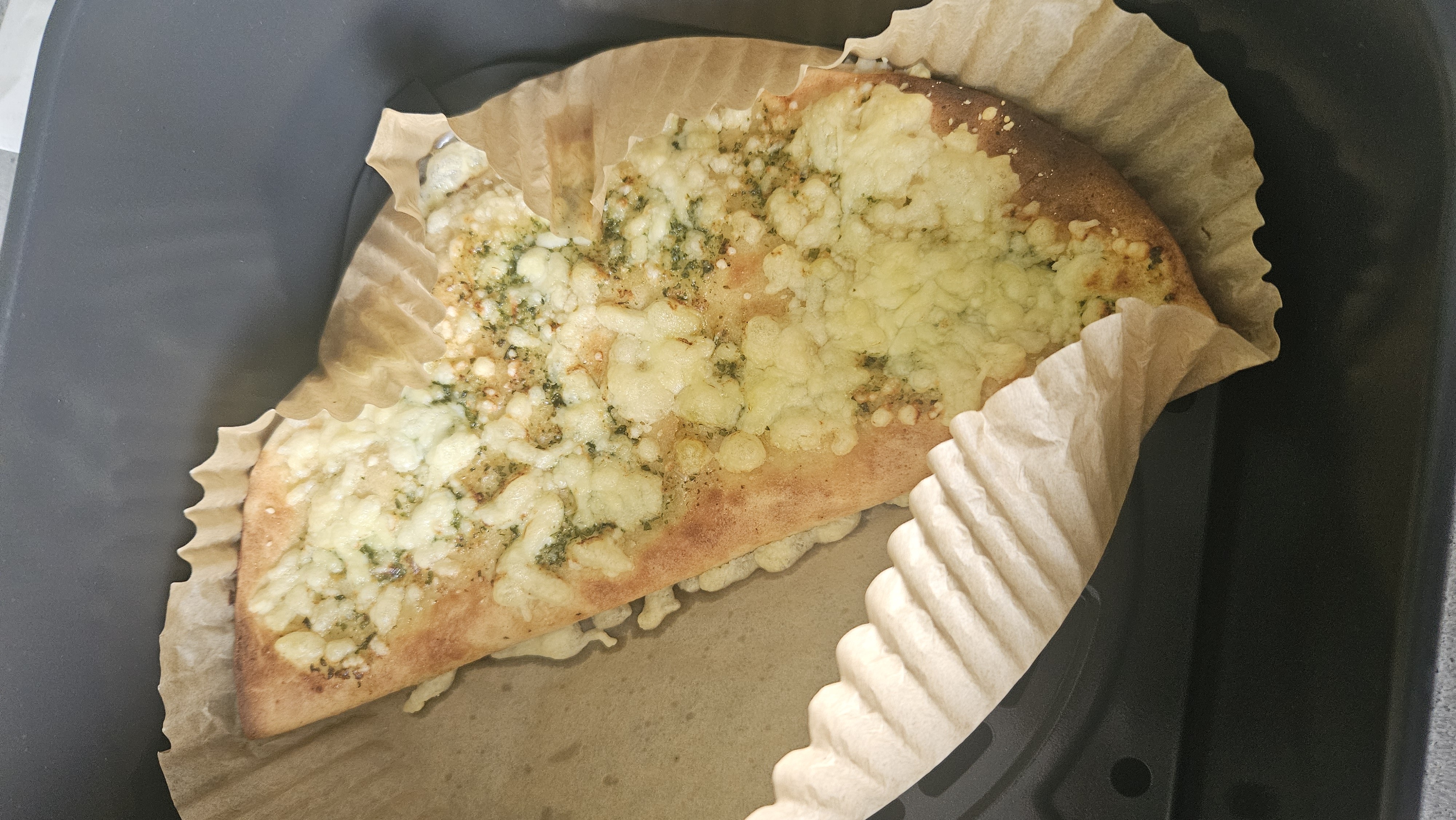 Proteintwrap mit BBQ Sauce und Hähnchen