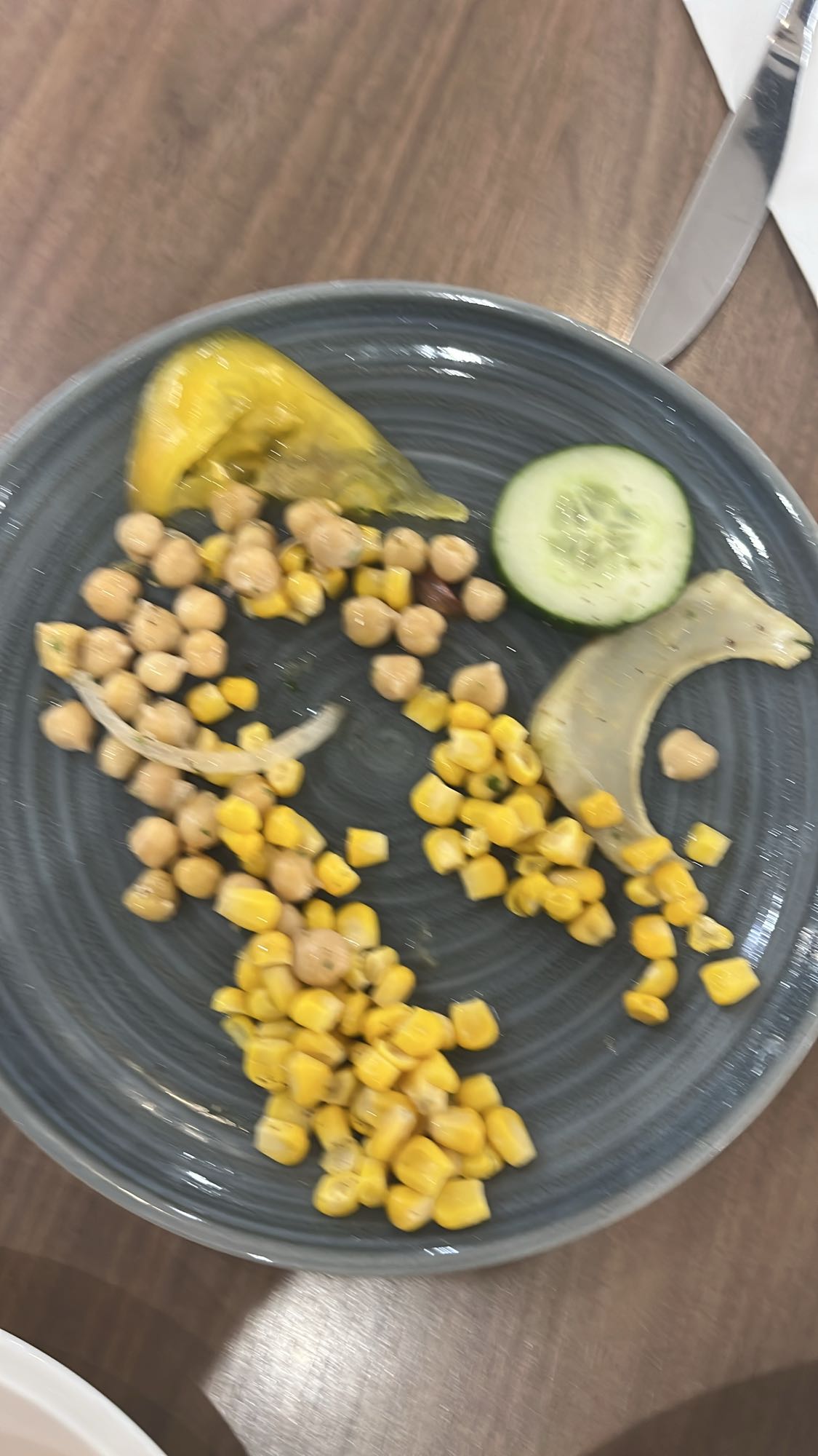 salade pois chiches maïs