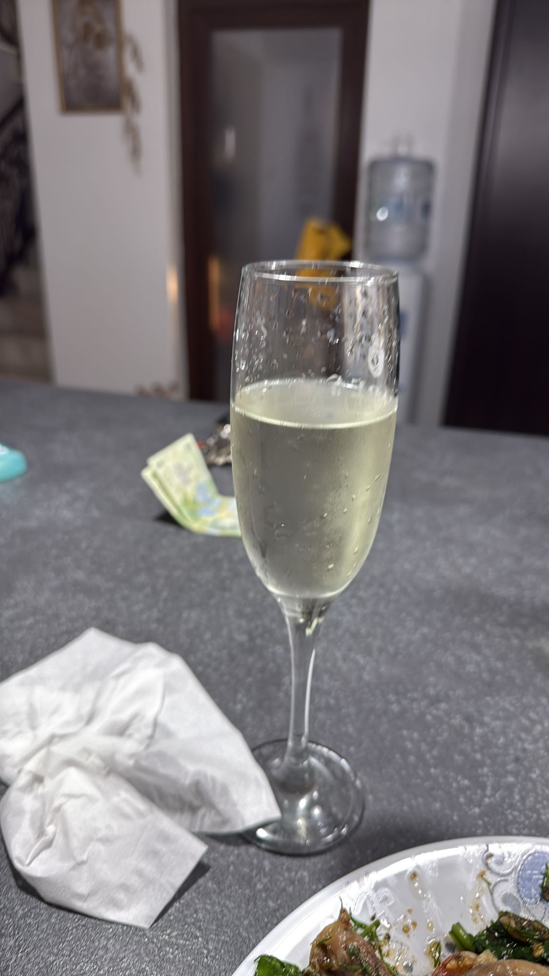 Pahar de vin spumant