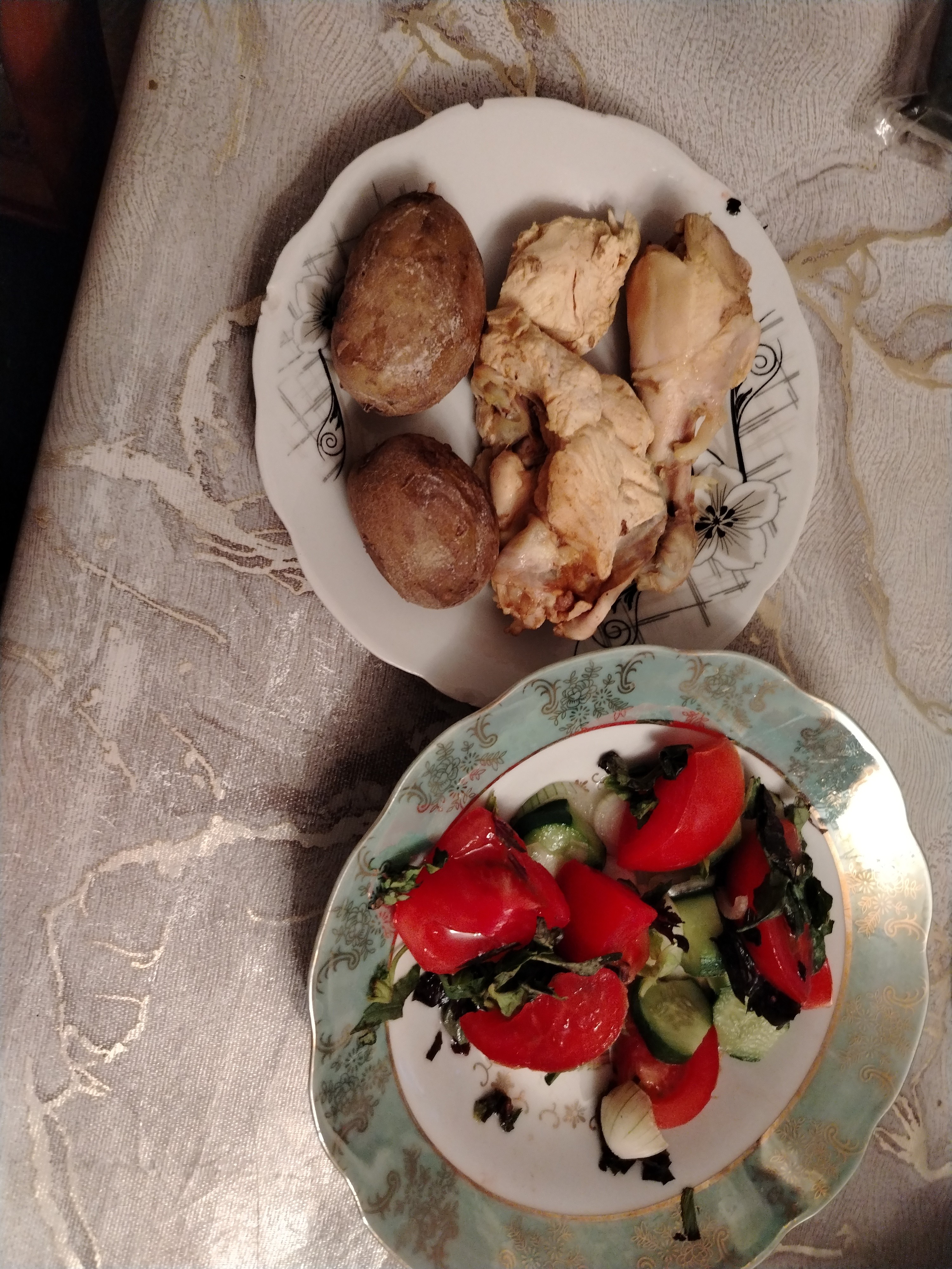 Chicken, Potatoes & Salad