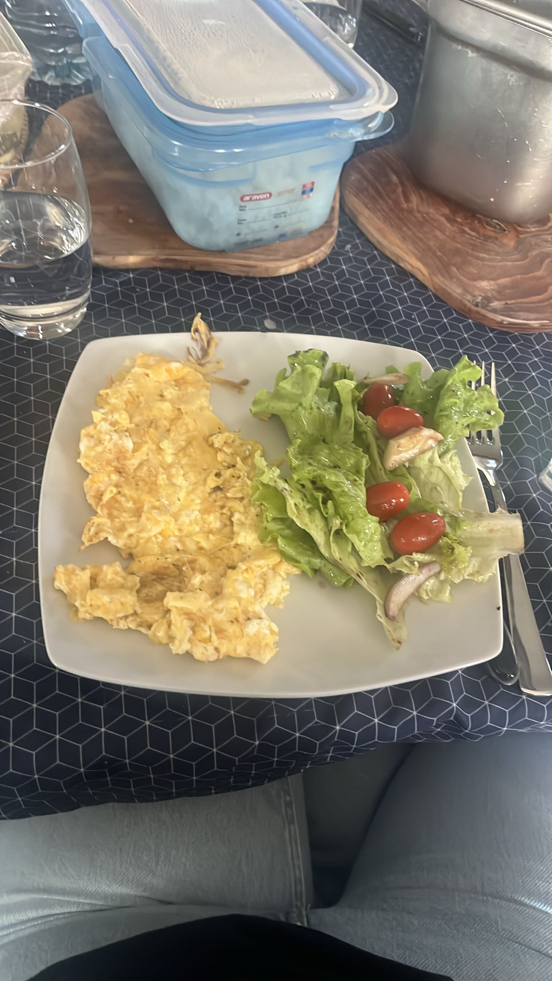Omelette et salade