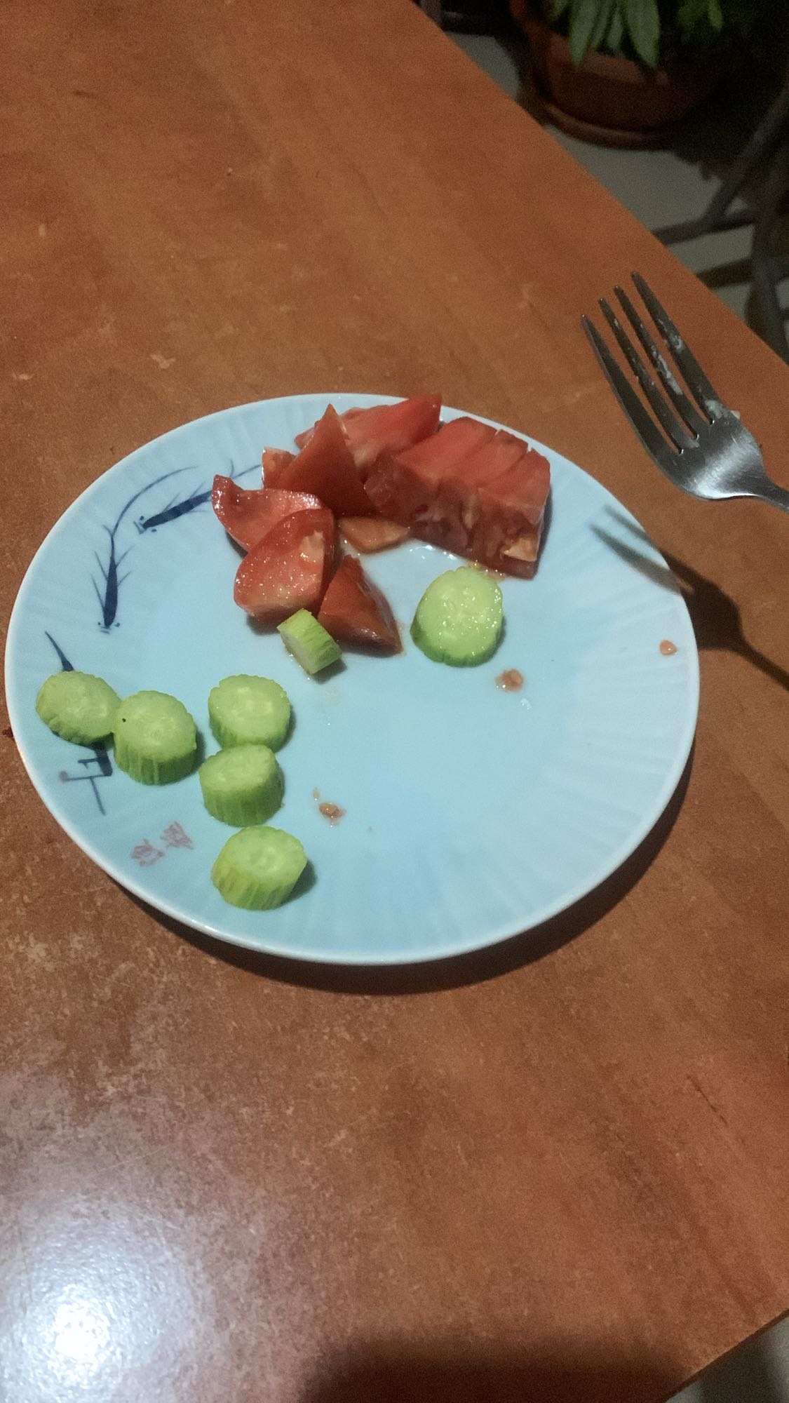 Tomato and cucumber plate