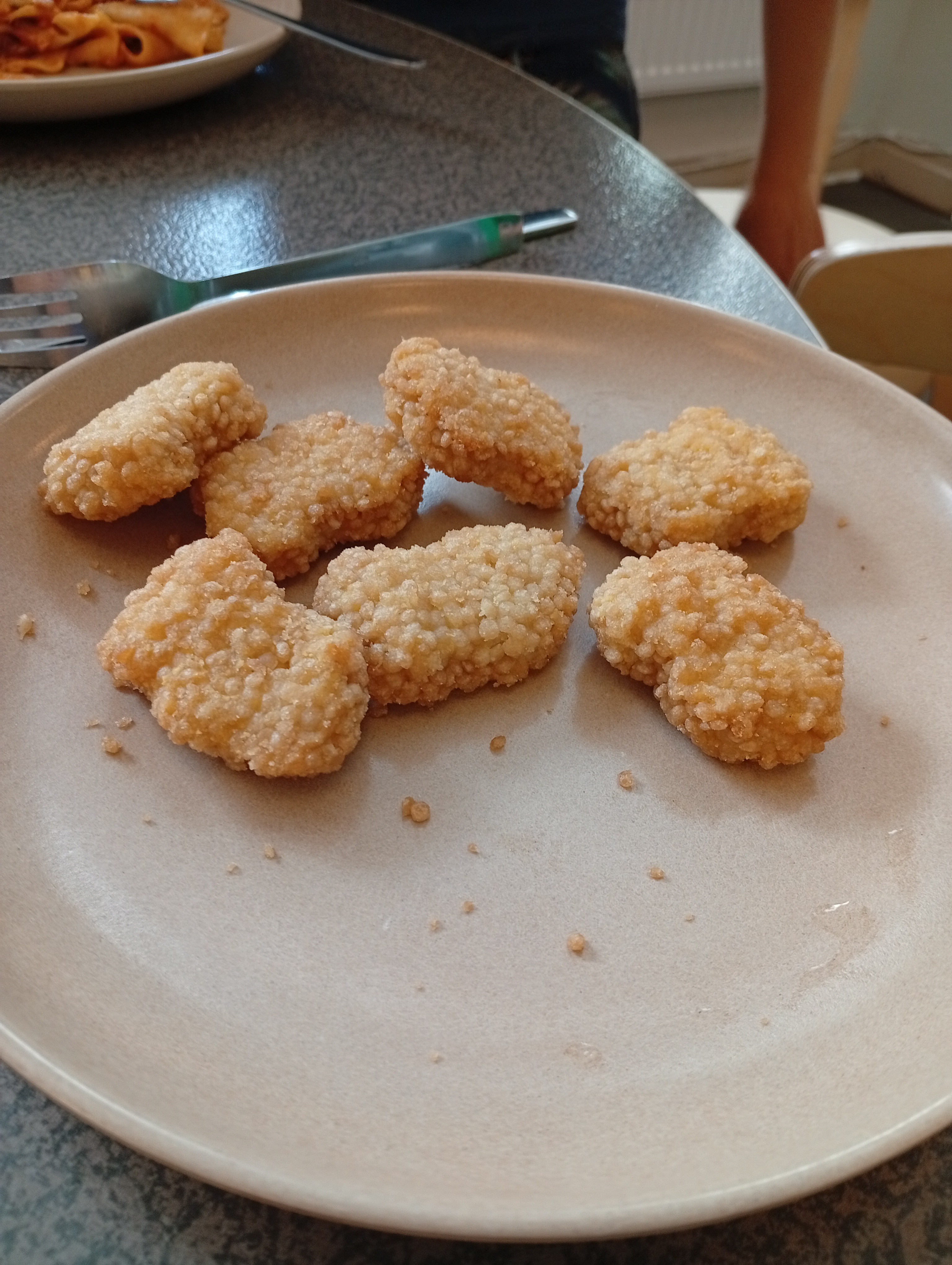 Kycklingnuggets tallrik