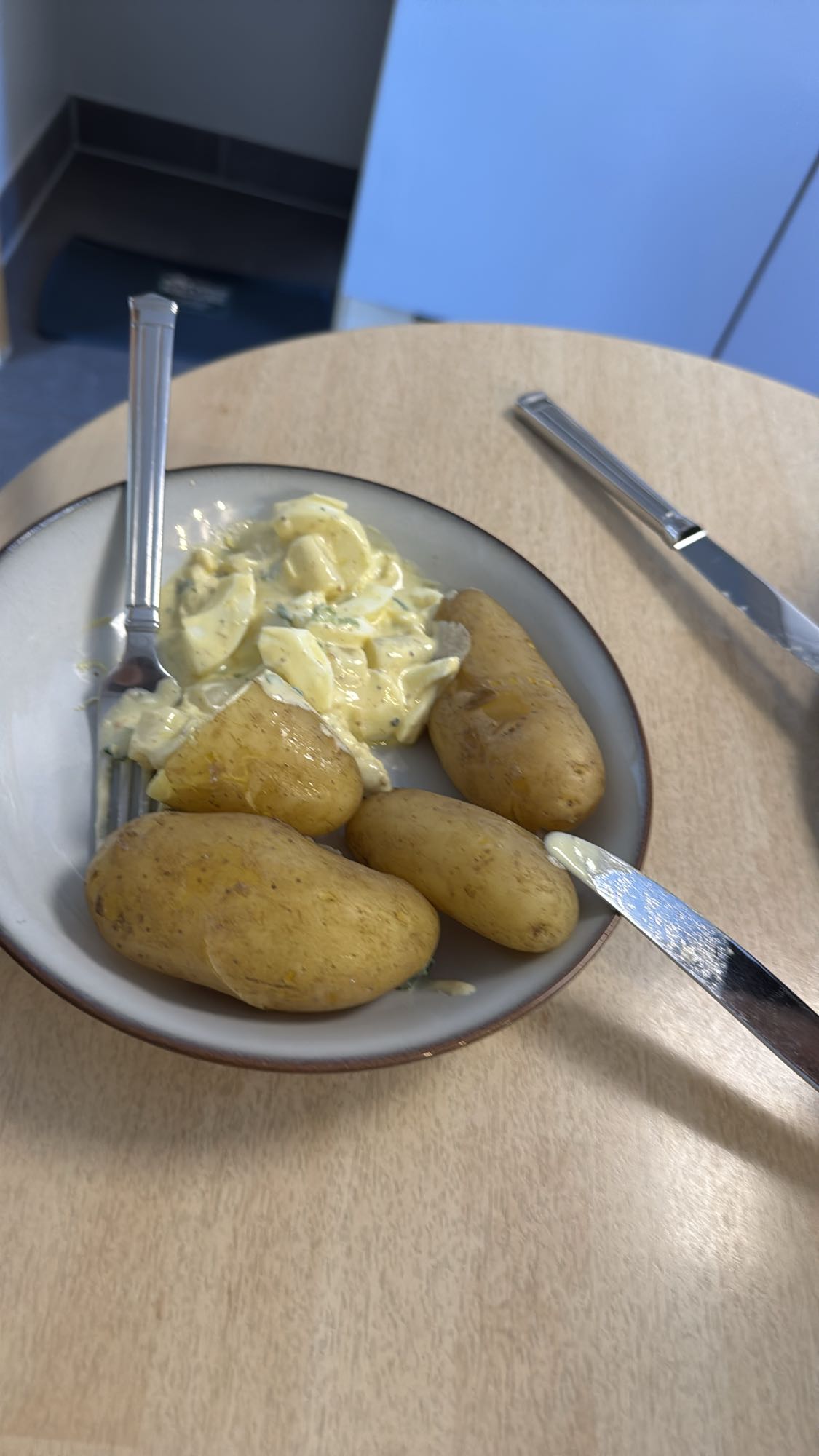 Kartoffeln mit Spargel-Eiersalat