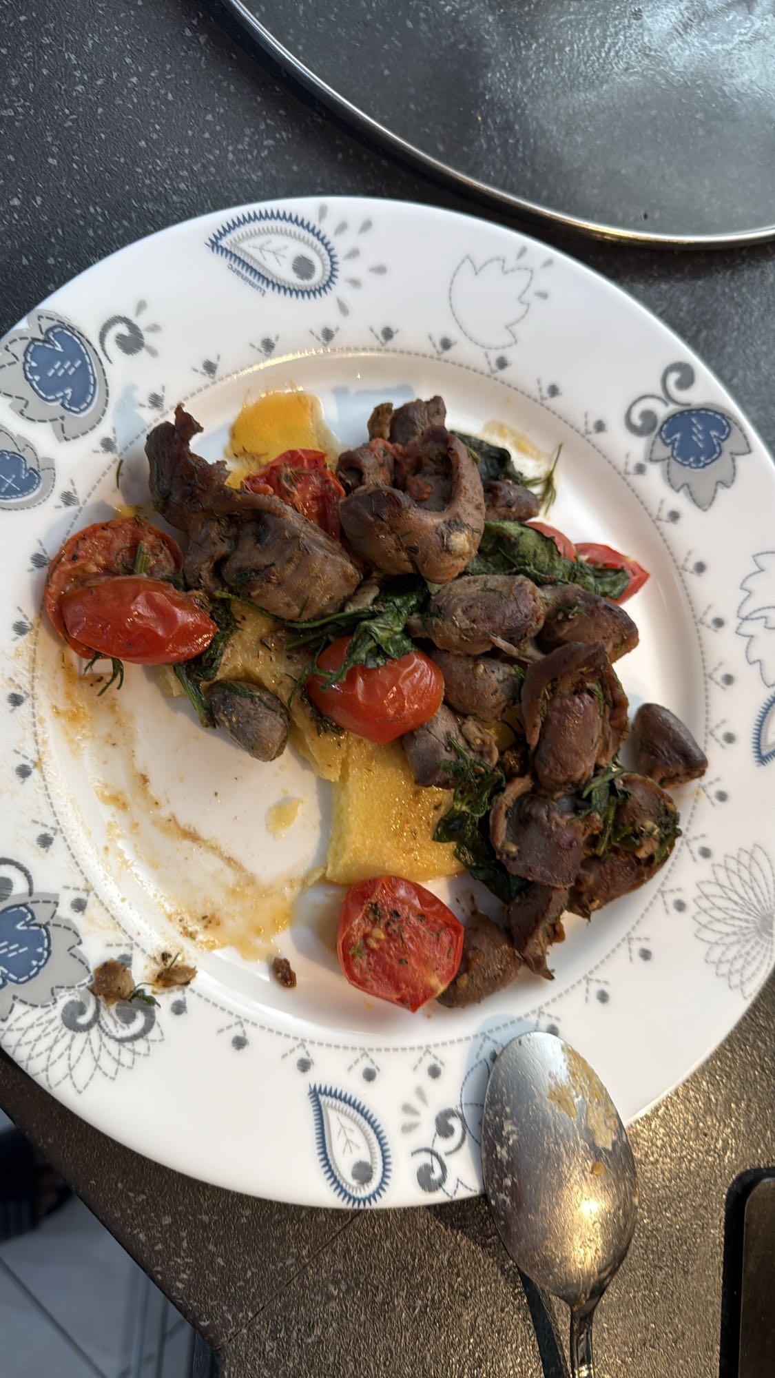 Ficăței cu mămăligă