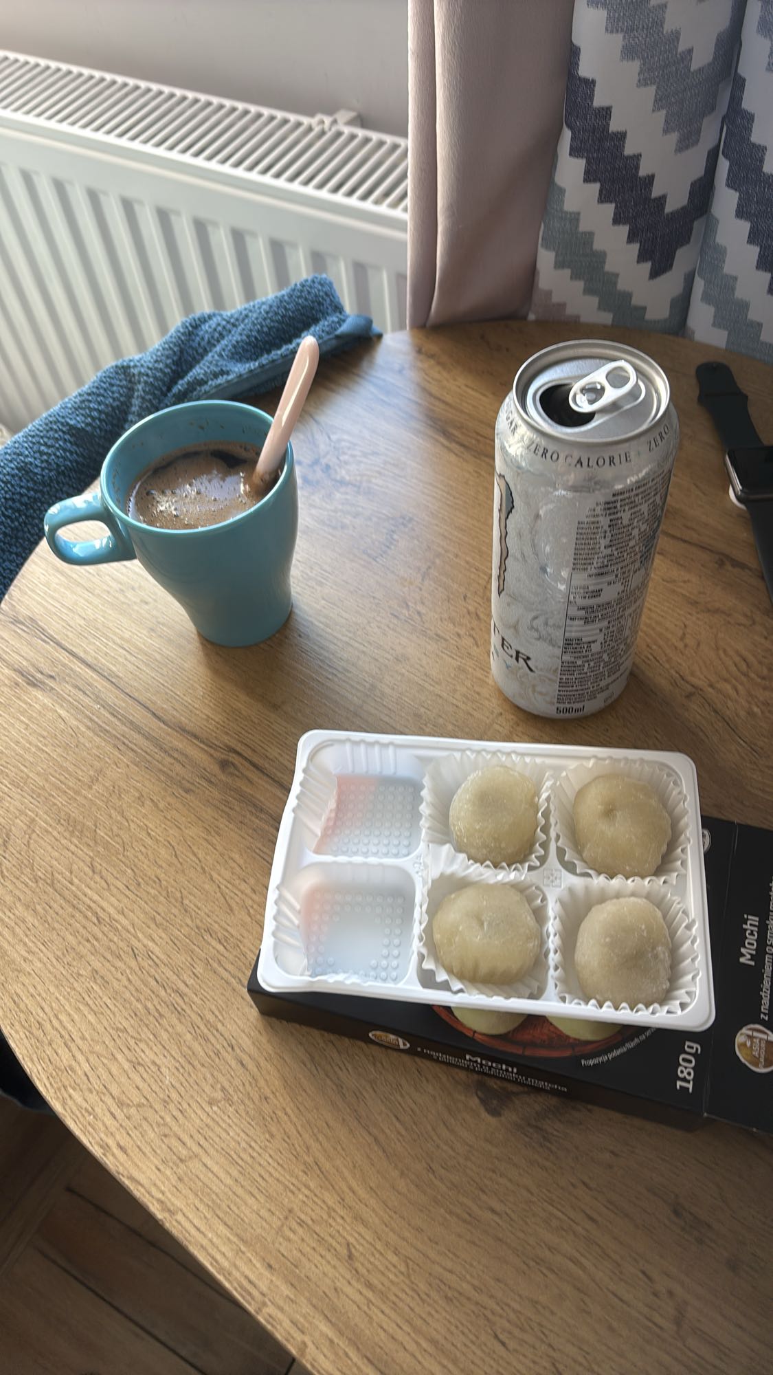 Mochi z kawą i napojem