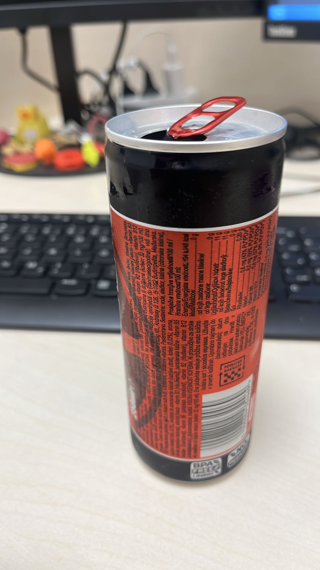 Energetsko piće limenka