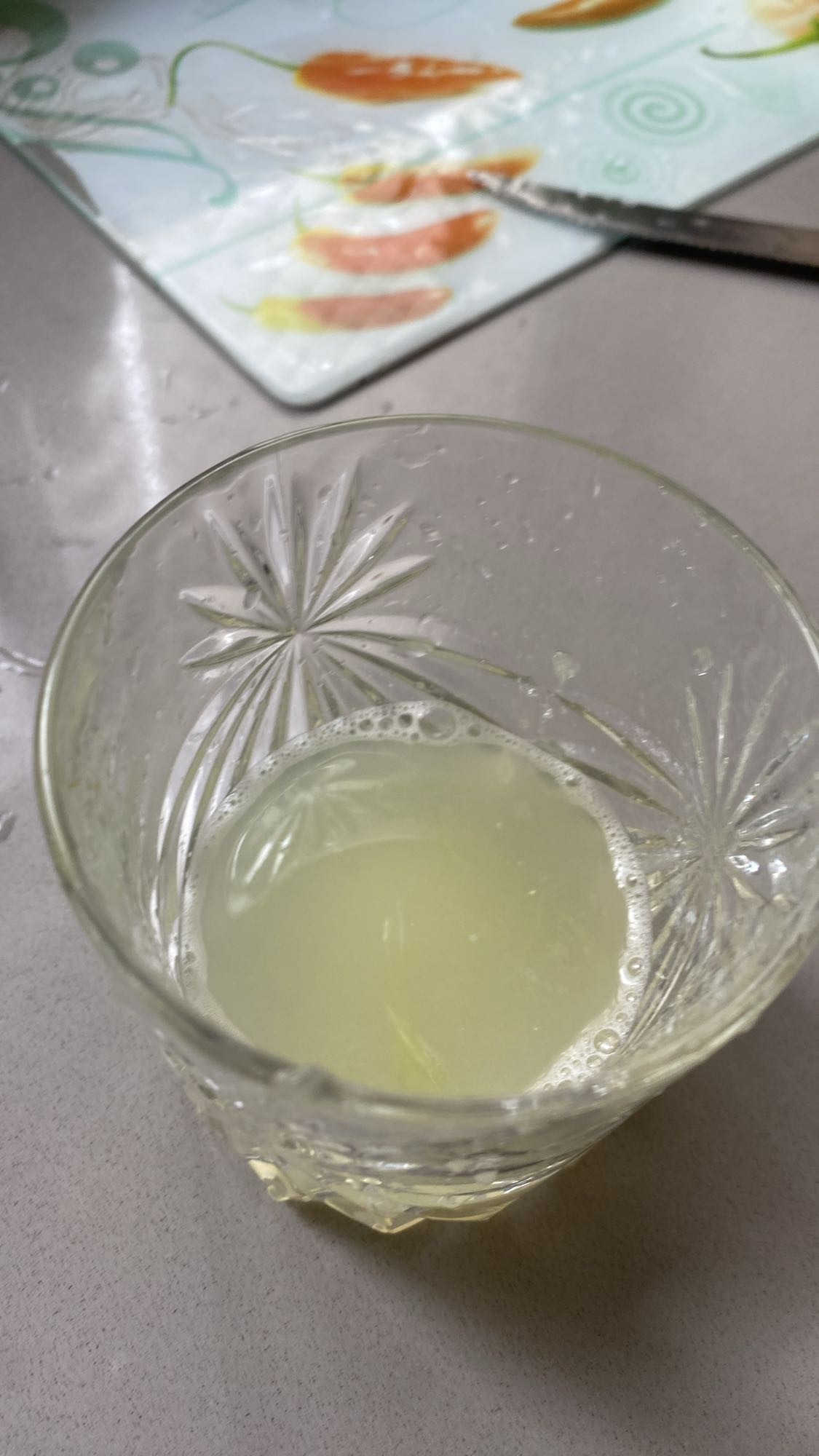Suco de limão fresco