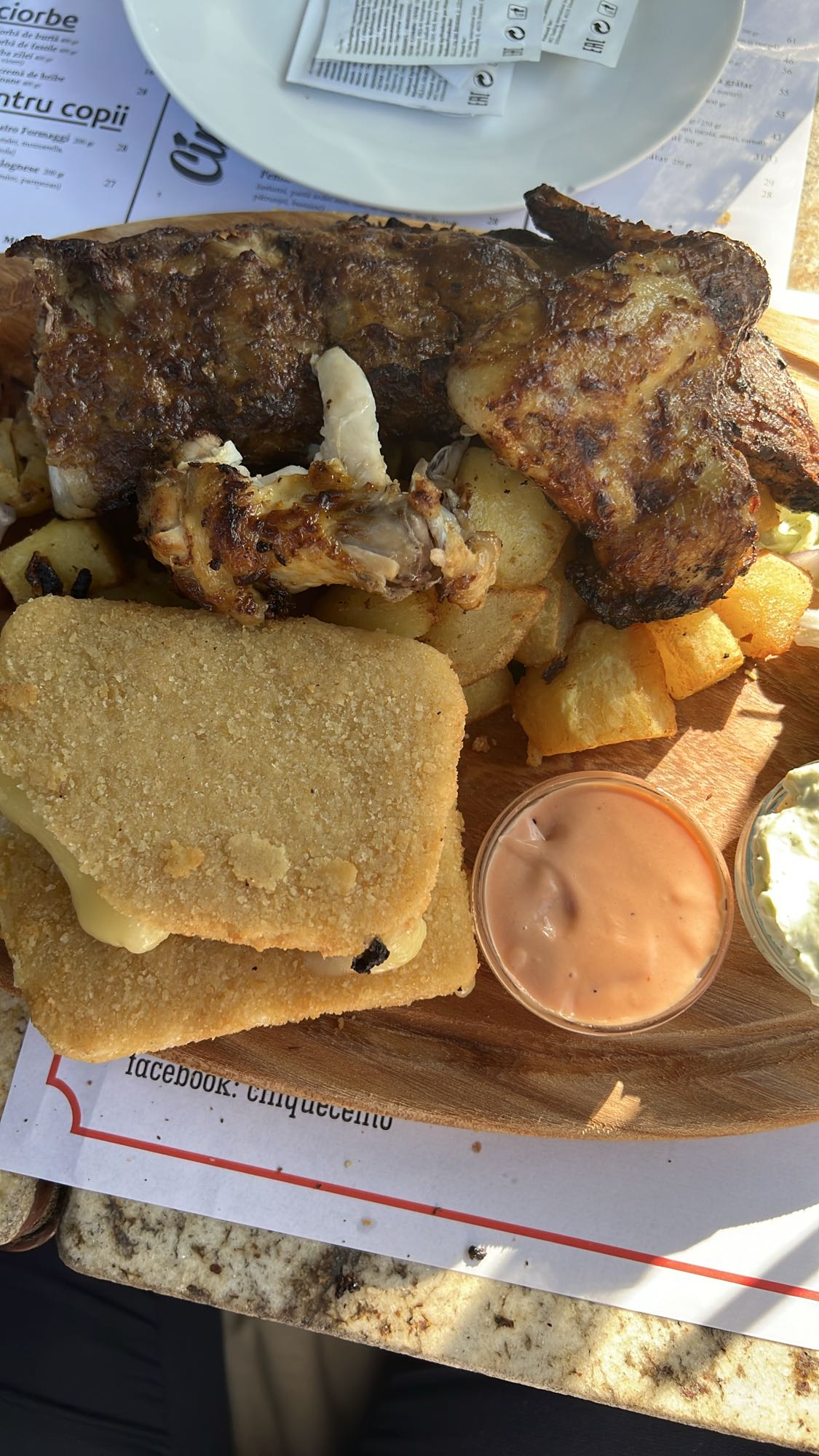 Pui cu cartofi și cașcaval