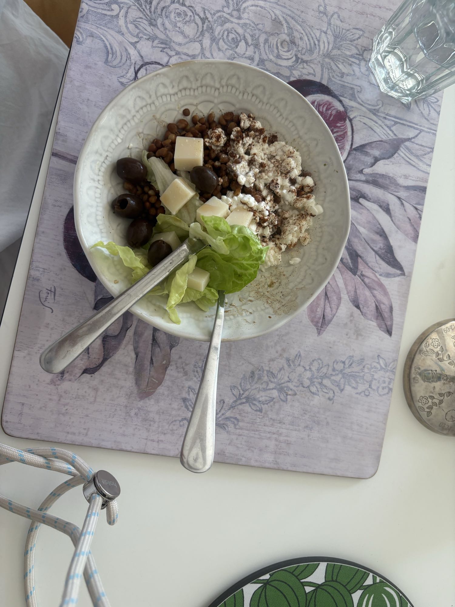 Linsesallad med keso