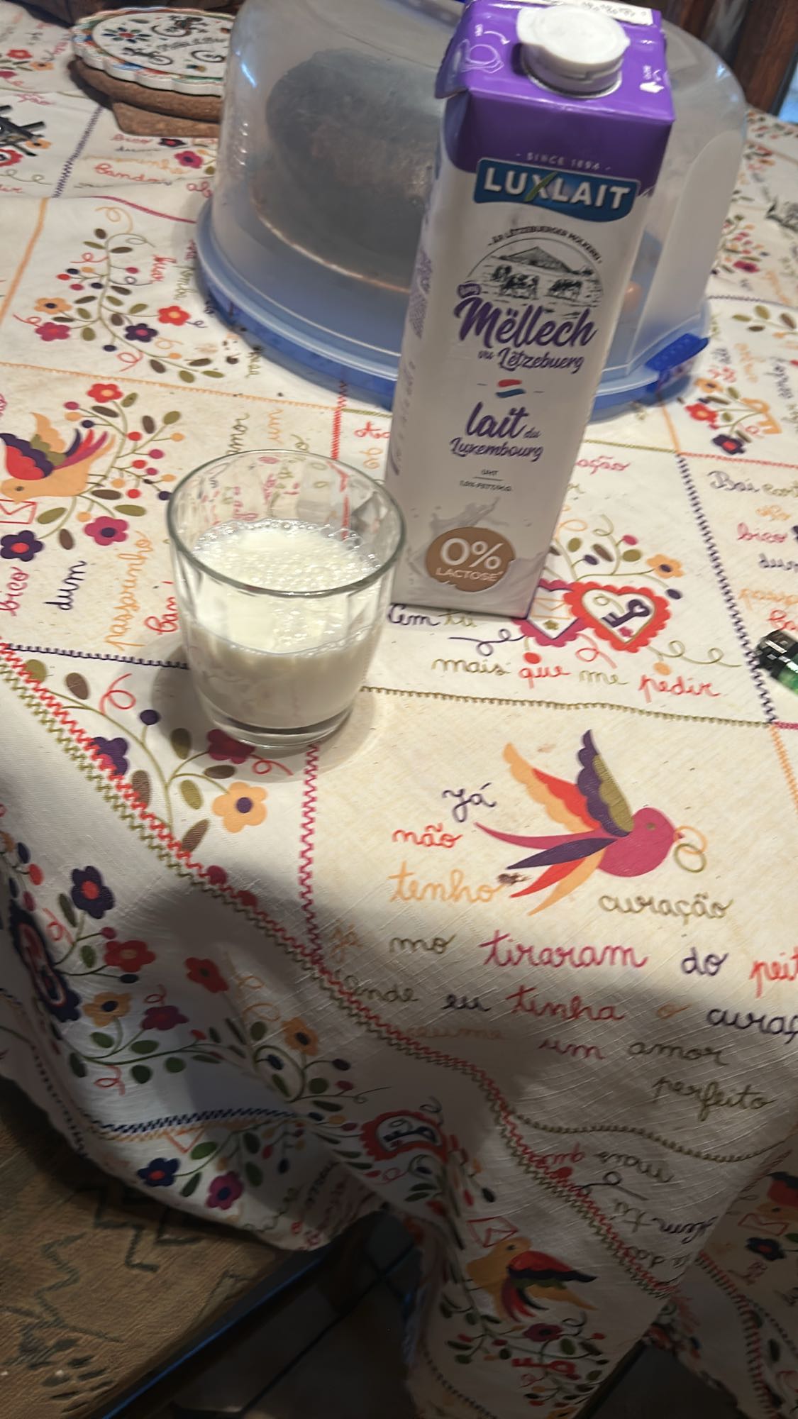 Copo de leite sem lactose