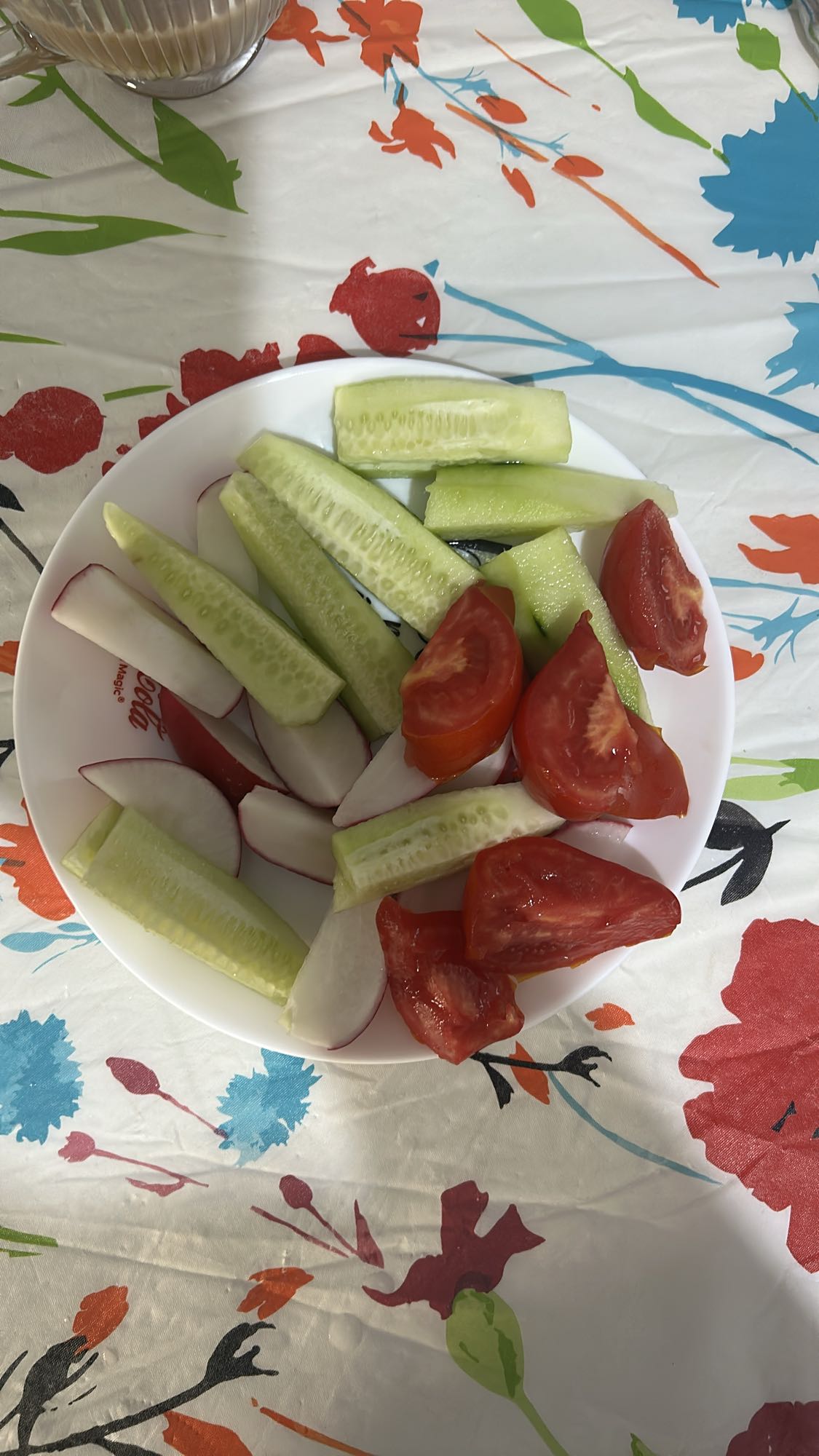 Salată de legume proaspete