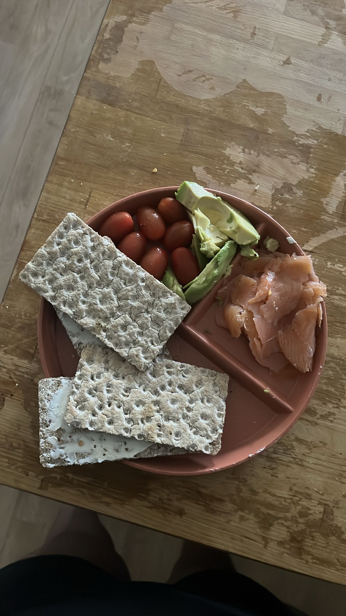 Craquelins saumon avocat