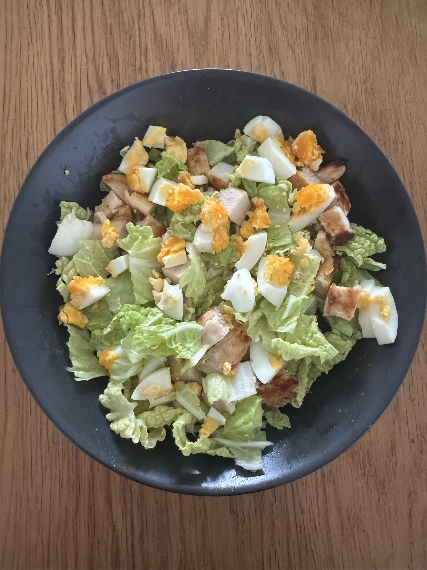 Salade met kip en ei
